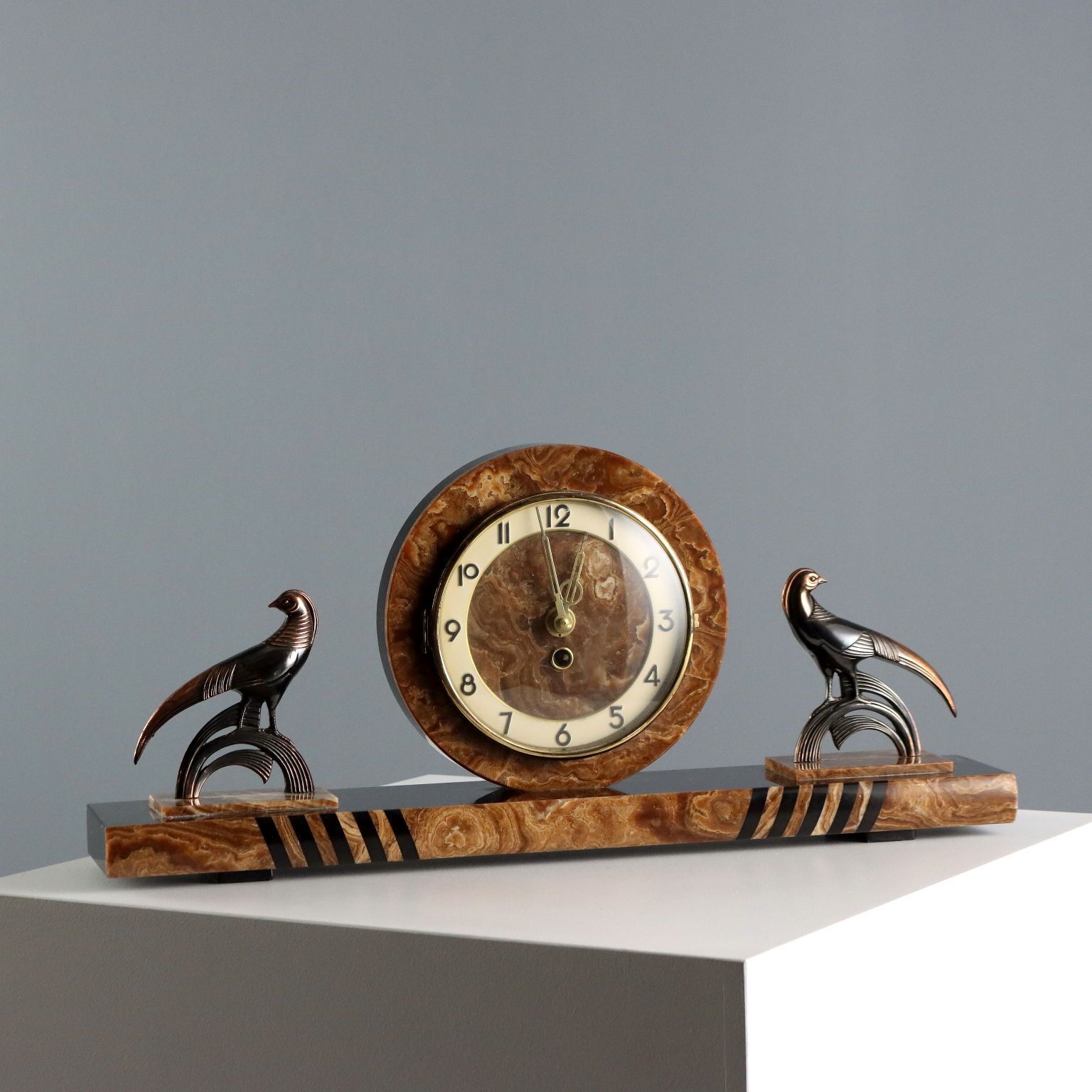 Clock Art Deco Marble Onyx Italy 1930s 1940s