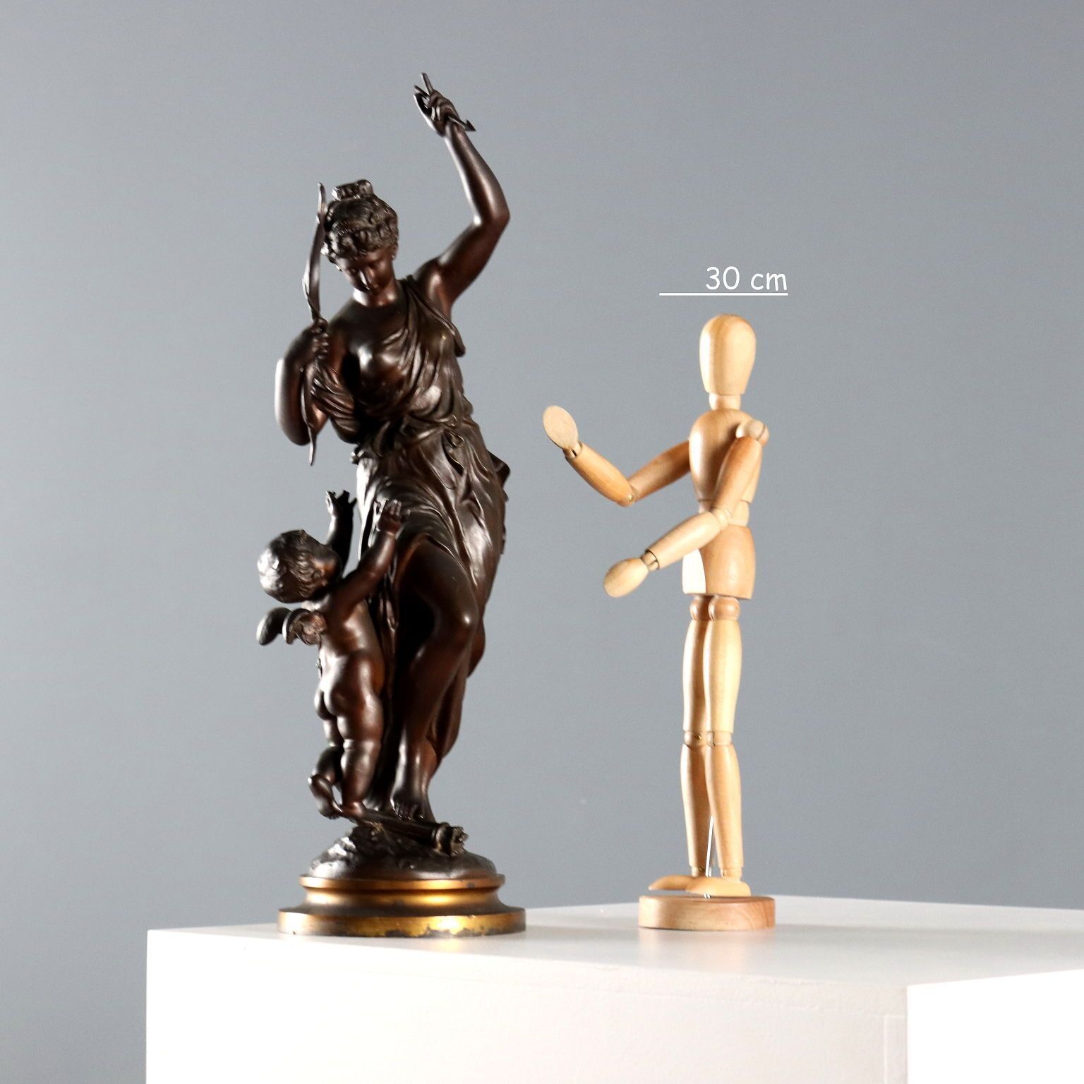 Modern Sculpture Venus And Love Signed M. Moreau XX Century photo furniture