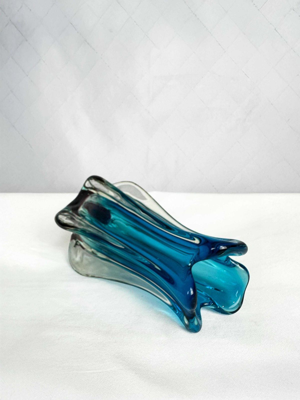 photo for sale Stunning Chřibská Glassworks Sommerso Czech Art Glass Vase In Turquoise Blue And Deep Red