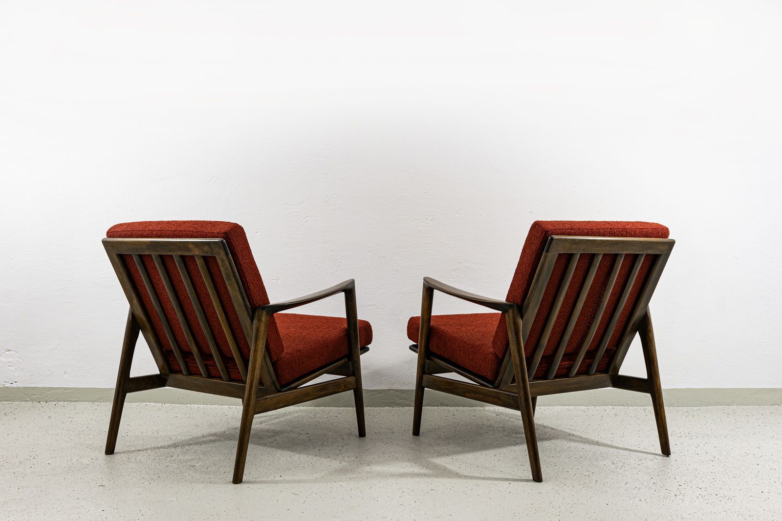 photo furniture Pair Of Mid Century Armchairs Type 300 139, Poland, 1960s