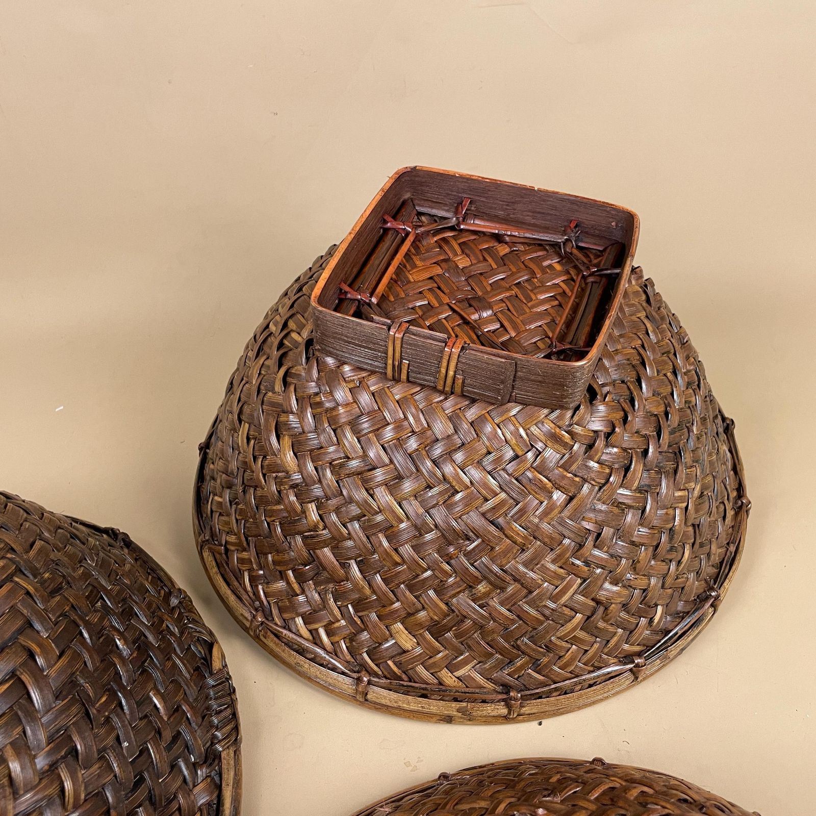 75.0 Set Of 3 Indonesian Bamboo Woven Display Bowls Basket Round Brown Bowl Table Display Decorative Brown Handmade Circular Fruit Boho photo