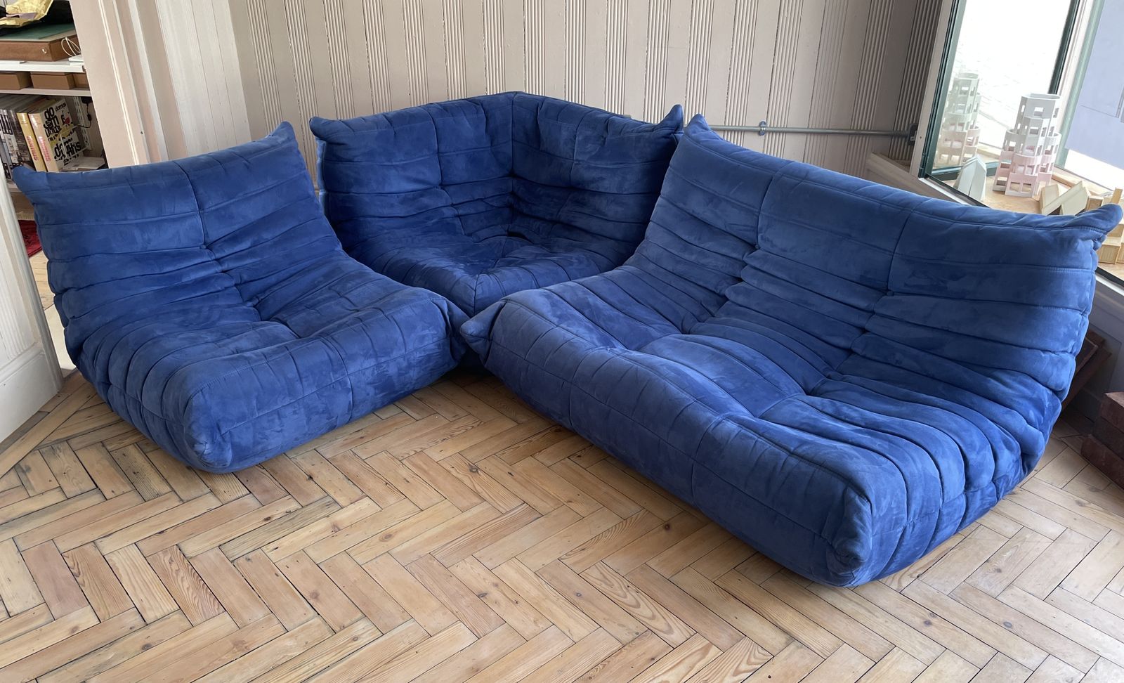 photo buy Linge Roset Togo Sofa 3 Piece