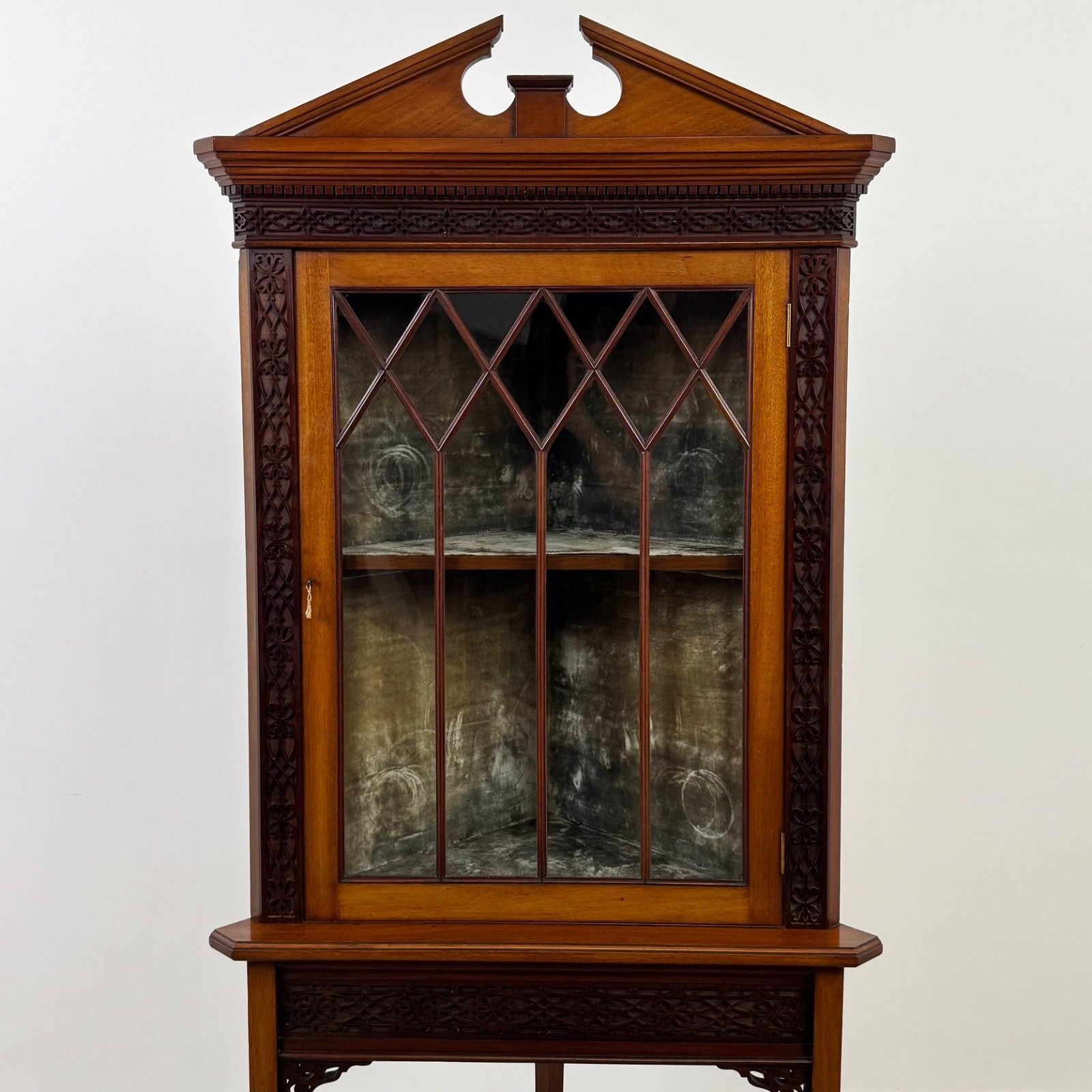 Antique 19th Century Corner Cabinet Made By Webb & Co photo 750.0