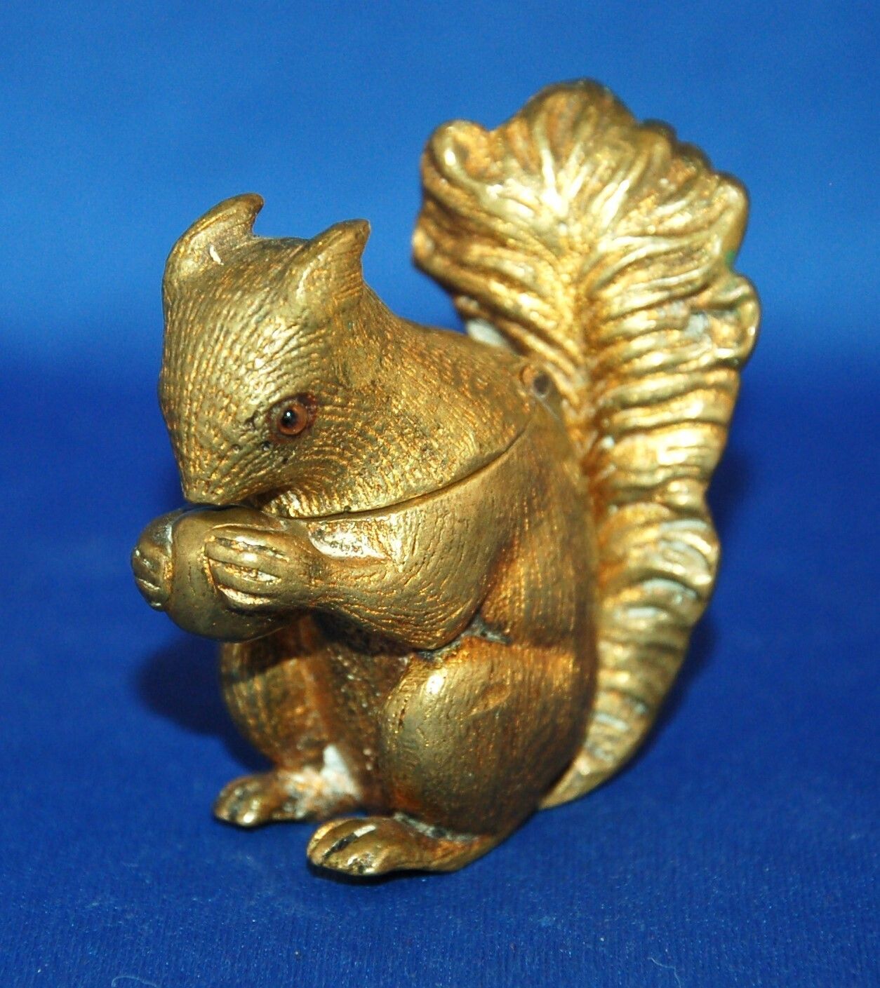A Charming Sitting Squirrel Figure Vesta Match Case, Gilt Brass, 19th Century photo furniture