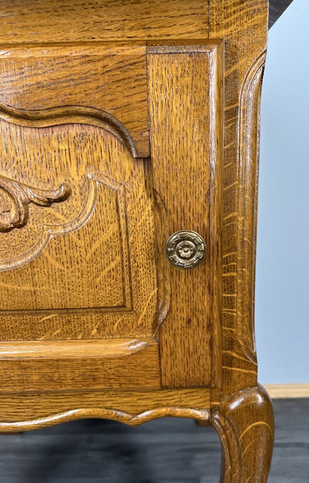 Pair Of  Bedside Tables Vintage French Louis Oak Nightstands Cabinets Lot 4243 photo vinterior