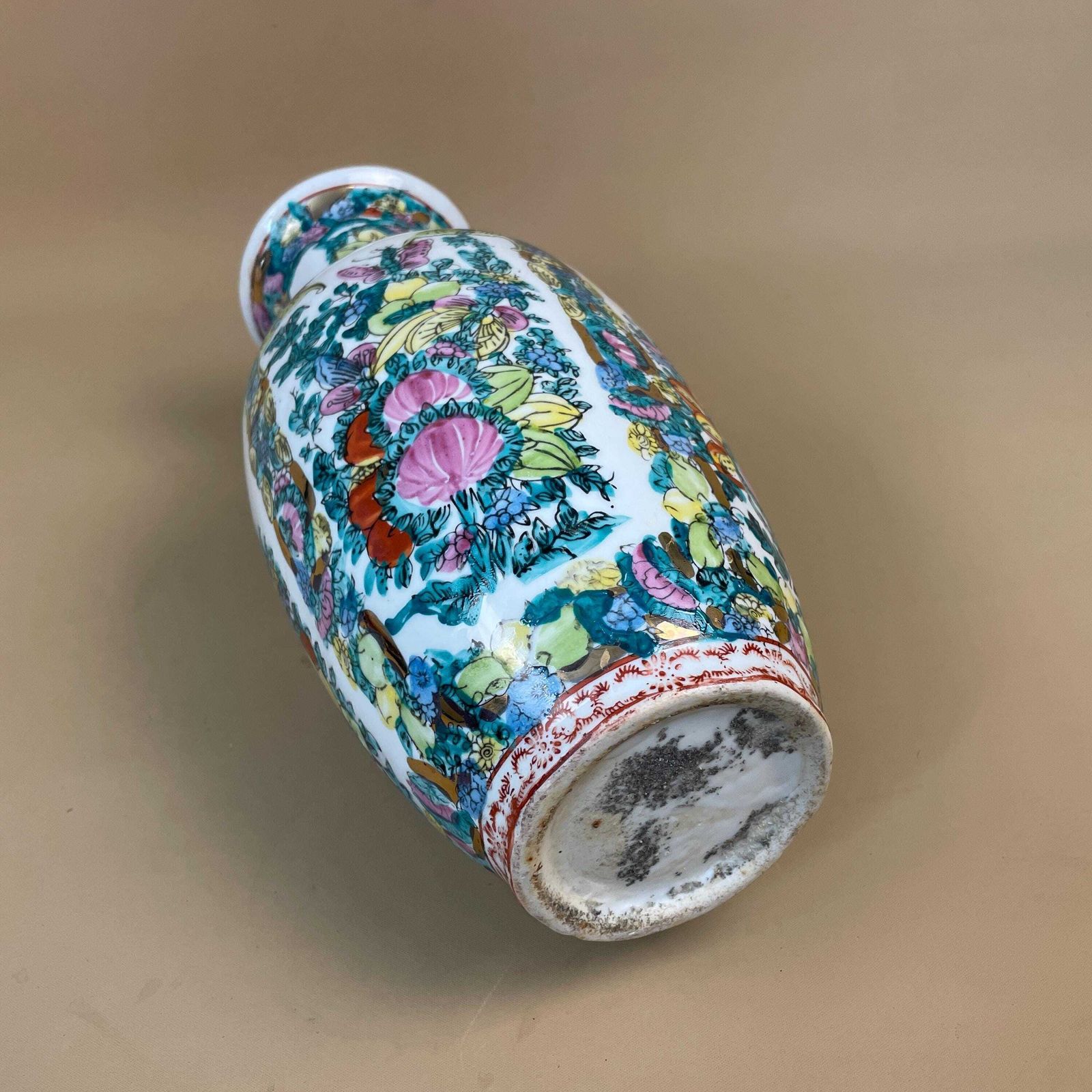 photo furniture Vintage Oriental Ceramic Vase Floral Butterfly Design Hand Painted Chinese Porcelain Mid Century Asian Table Flower Display