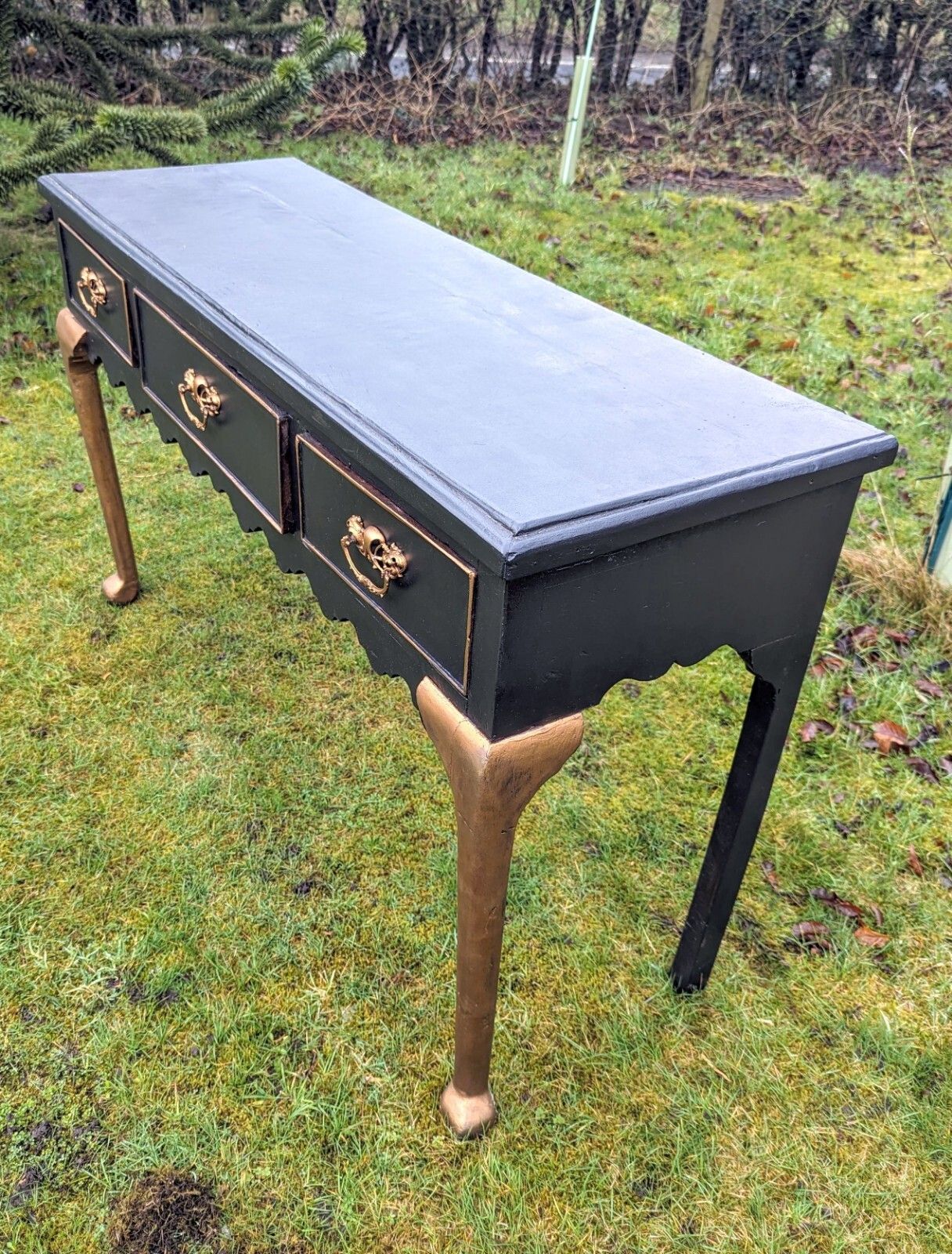 photo furniture 18th Century Georgian Painted Console Cabriole Supports Delivery Available 0244.