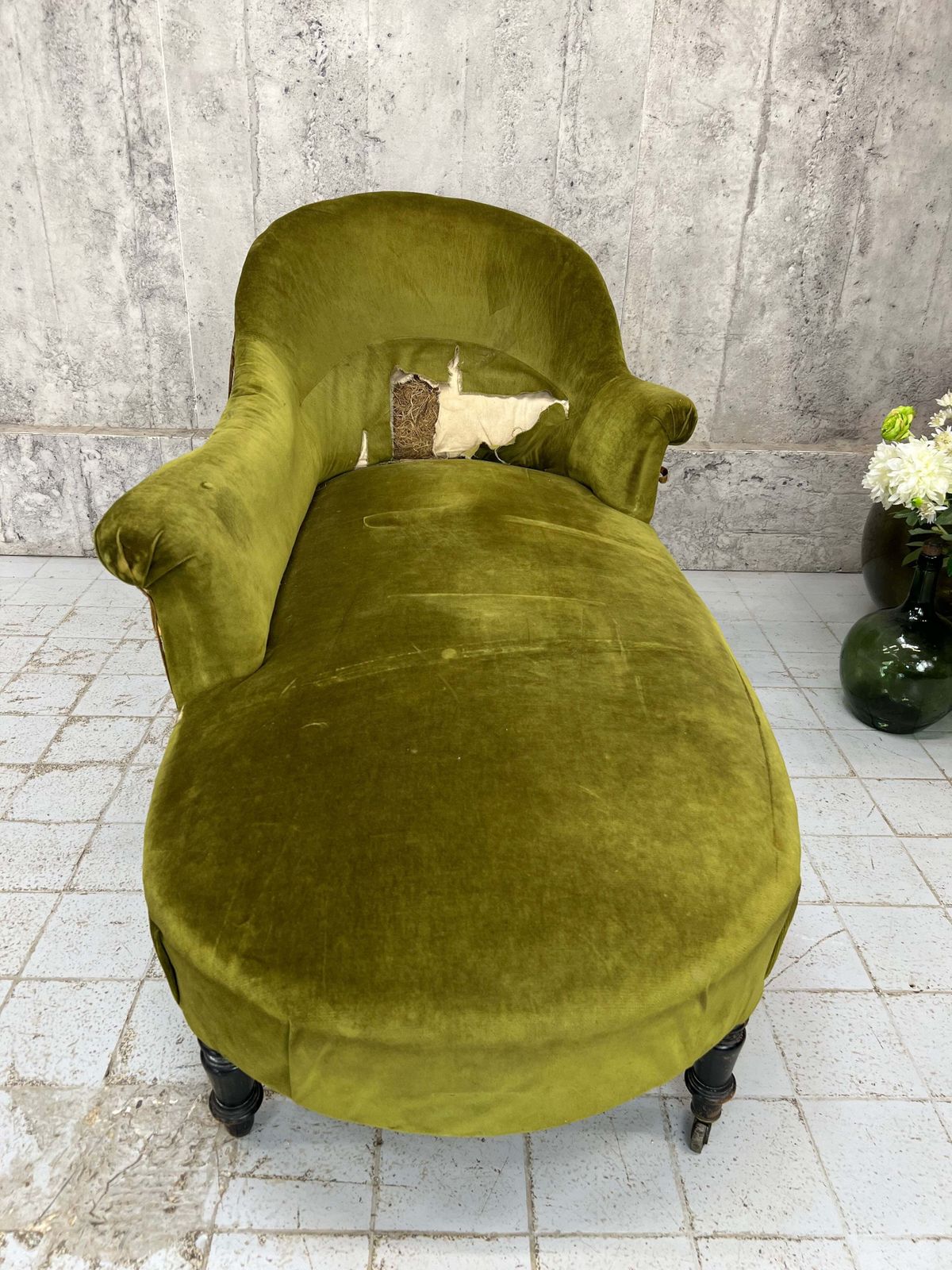 Napoleon III Moss Green Velvet Chaise Longue photo buy