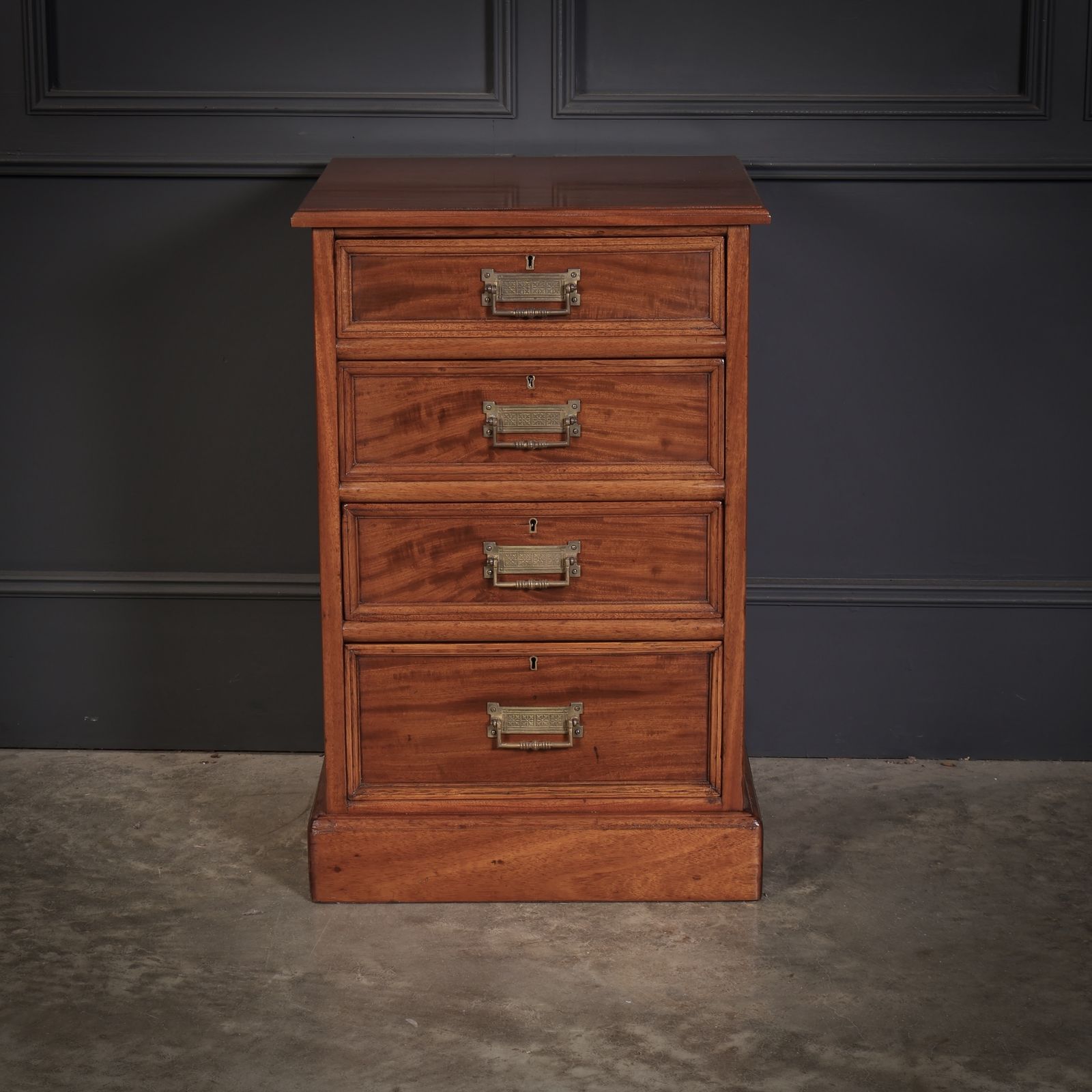 Large Pair Of Victorian Mahogany Bedside Chests photo buy