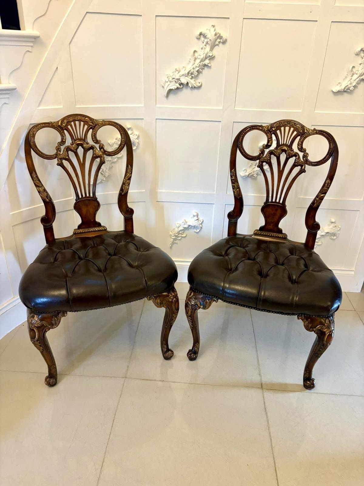 10850.0 Outstanding Quality Set Of 8 Antique Early 20th Century Carved Walnut And Gilded Dining Chairs photo