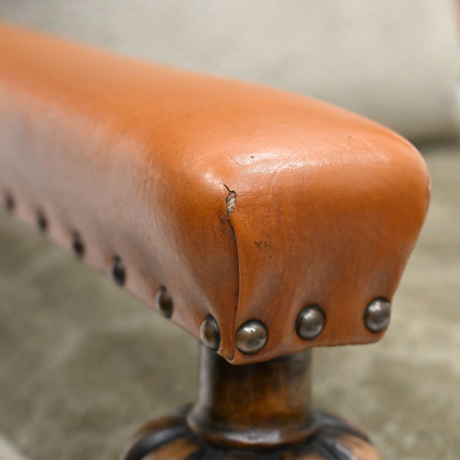 photo buy Skull/Ercol Easy Chair Walter Skull Arts & Crafts Free Uk Delivery