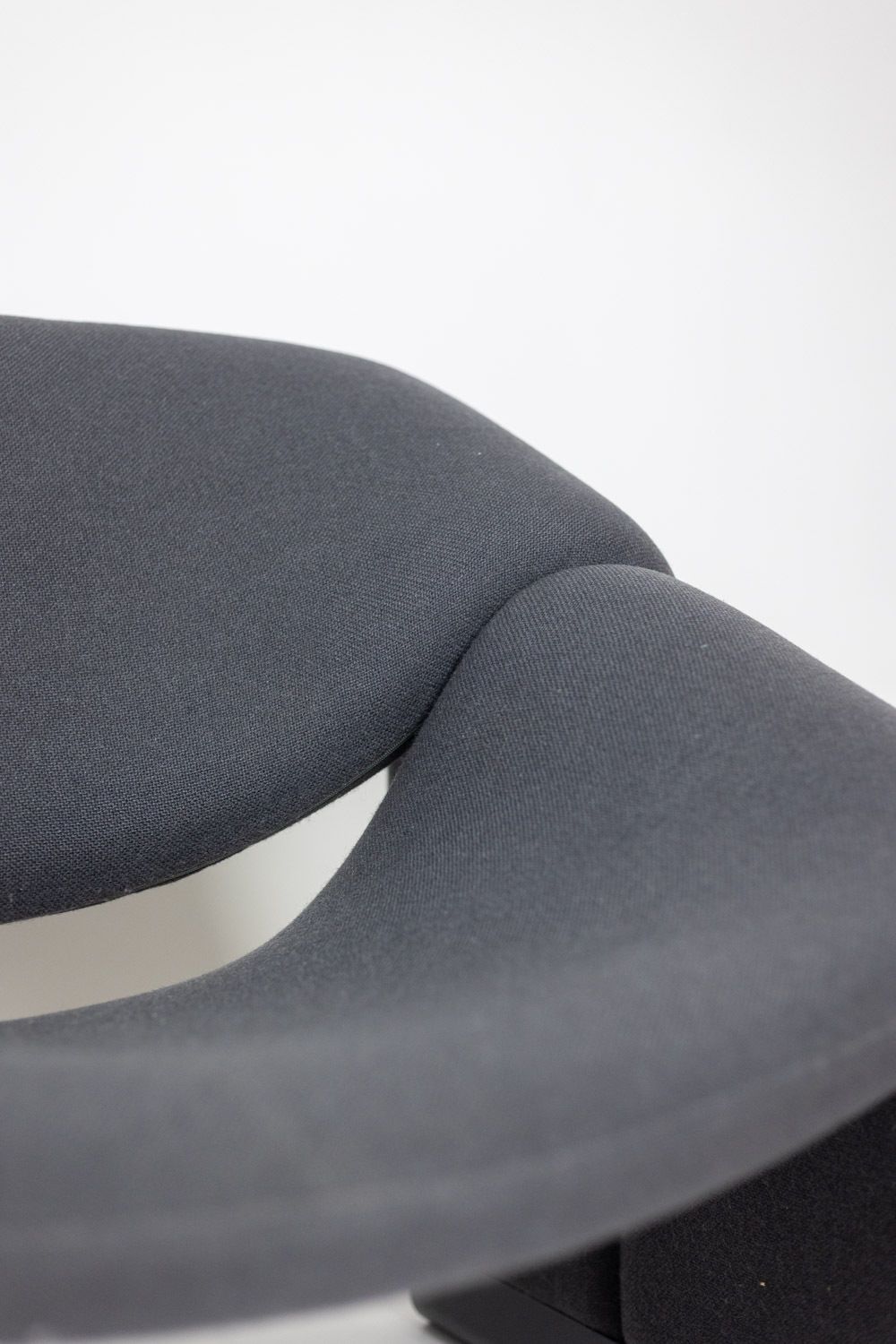 Pierre Paulin For Artifort. Pair Of “Groovy” Armchairs. 1970s 80s photo buy
