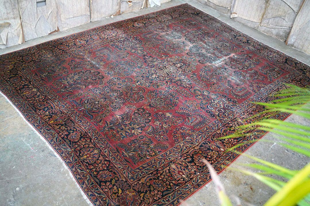 A Large Early 20thc Sarouk Carpet C.1930 40 photo furniture