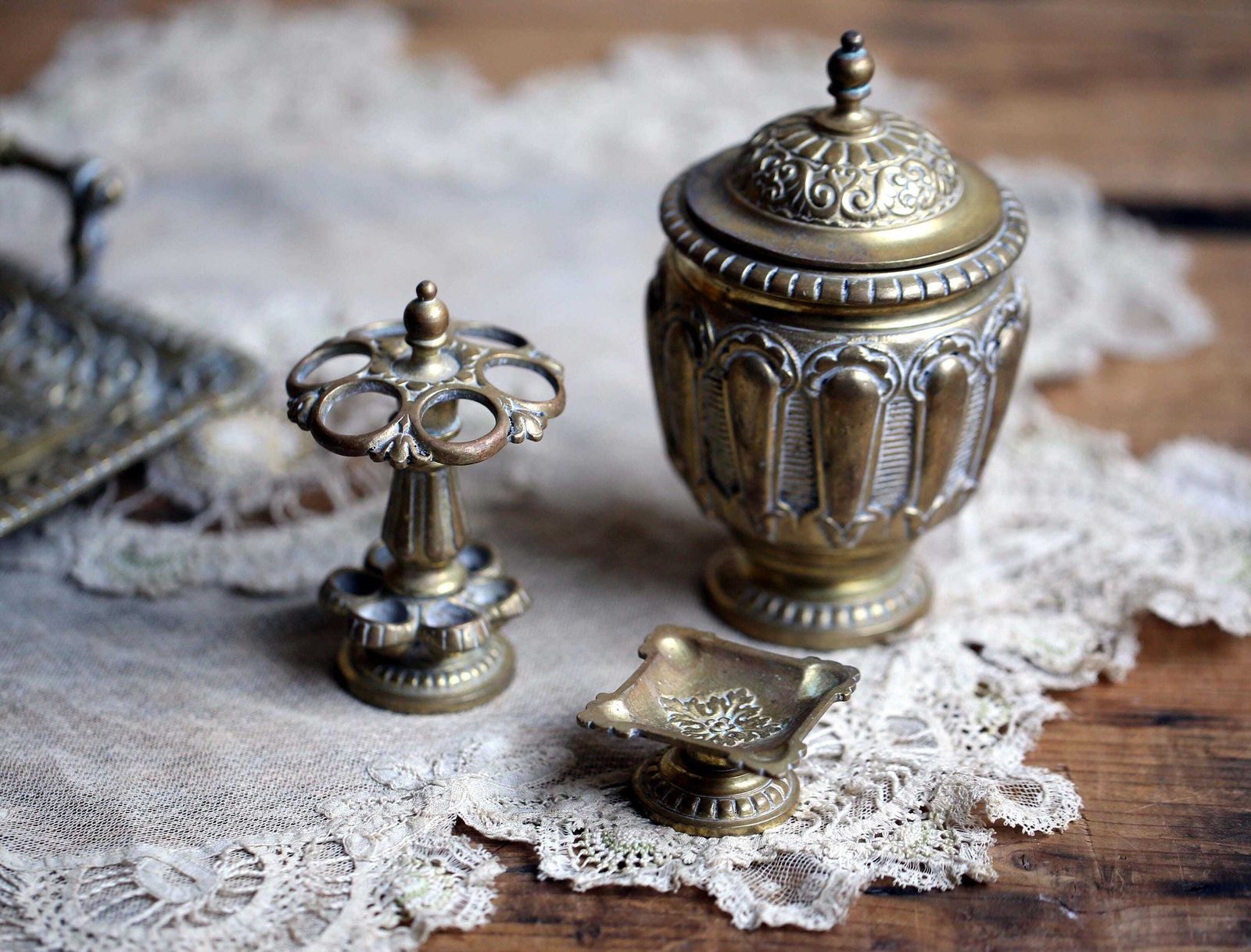 Antique Smoking Tray French Rococo Style Cigar Set Cigarette Stand Match Holder Tobacco Pot In Brass photo Home Decor