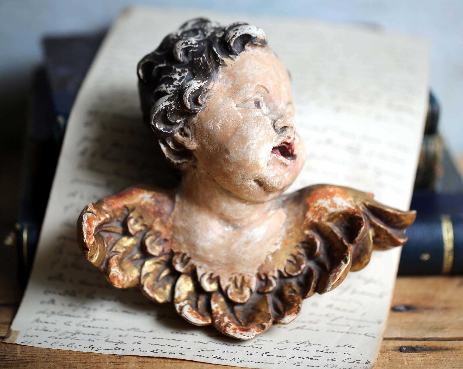 Wall Plaque Gilded Winged Cherub Bas Relief Cupid Renaissance Style Putti photo vinterior