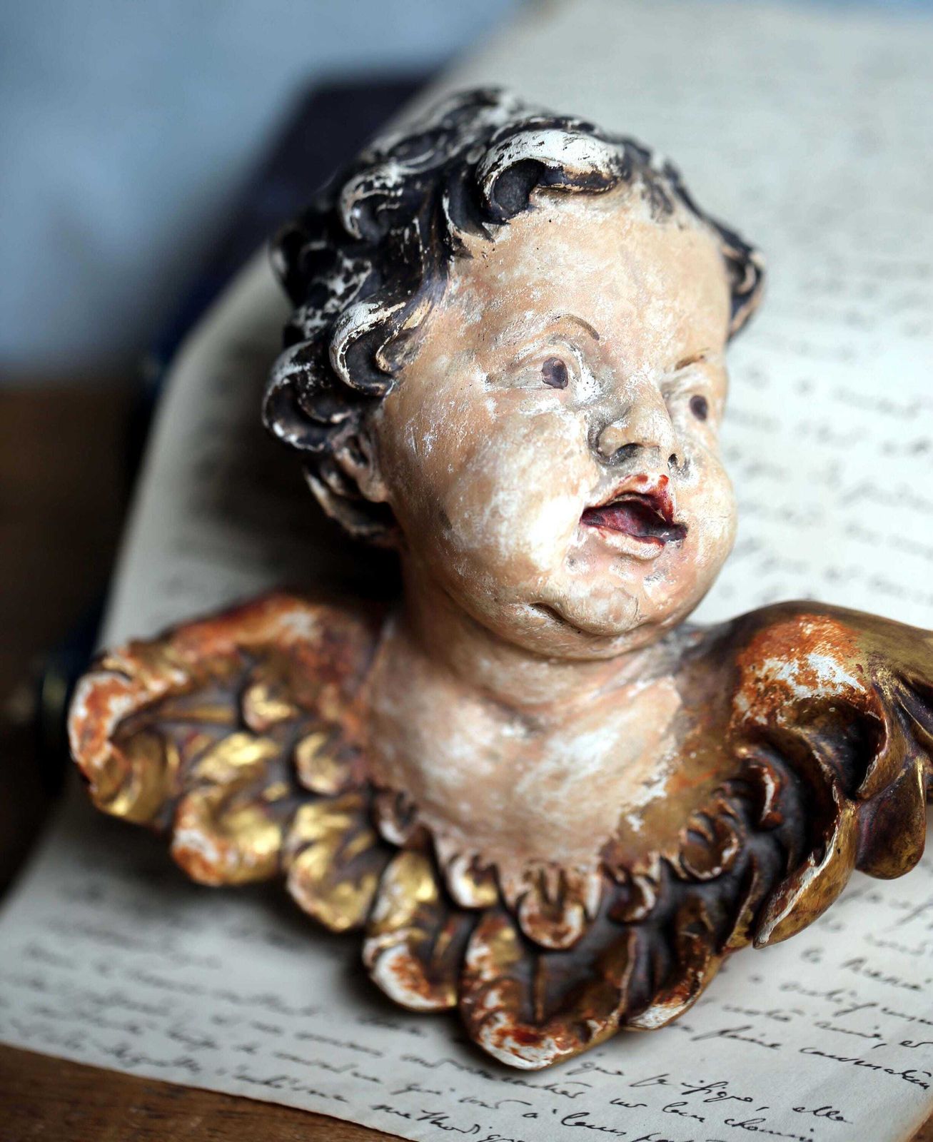 Wall Plaque Gilded Winged Cherub Bas Relief Cupid Renaissance Style Putti photo vintage