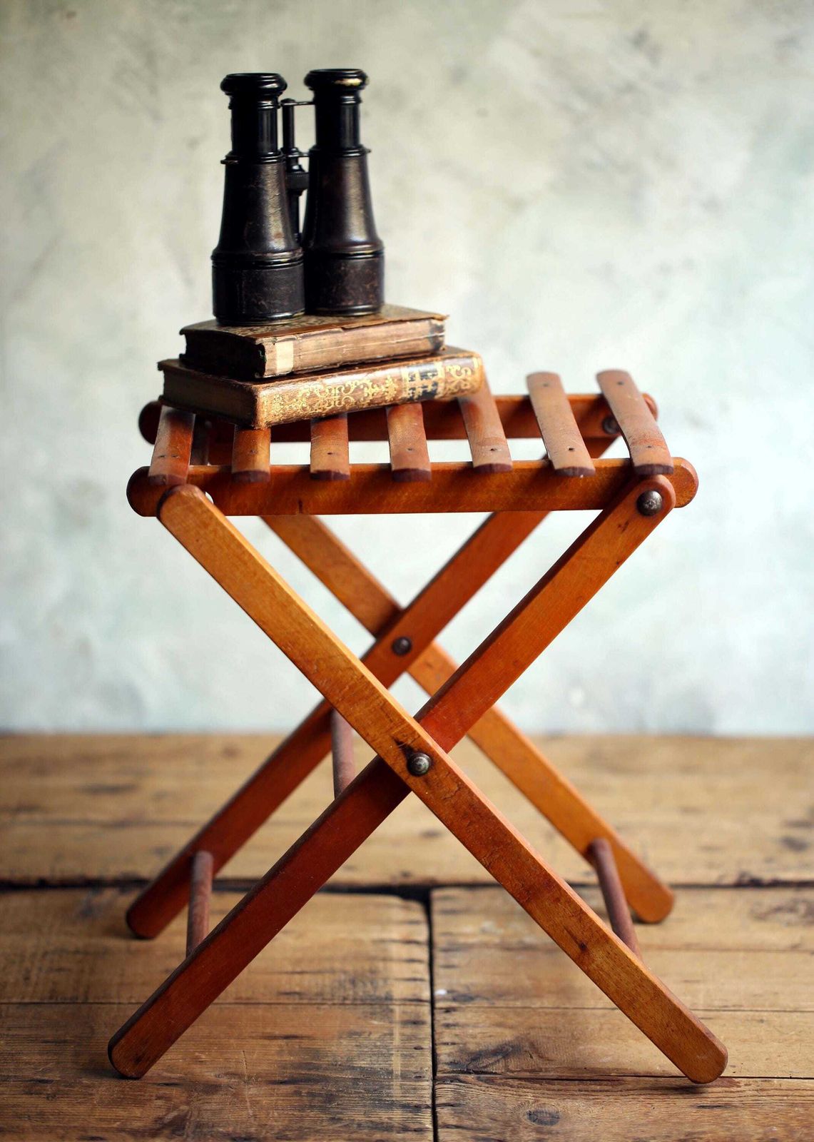 photo furniture Folding Table Antique Wooden French Camping Stool Fishing Slatted Artists Seat Campaign Furniture