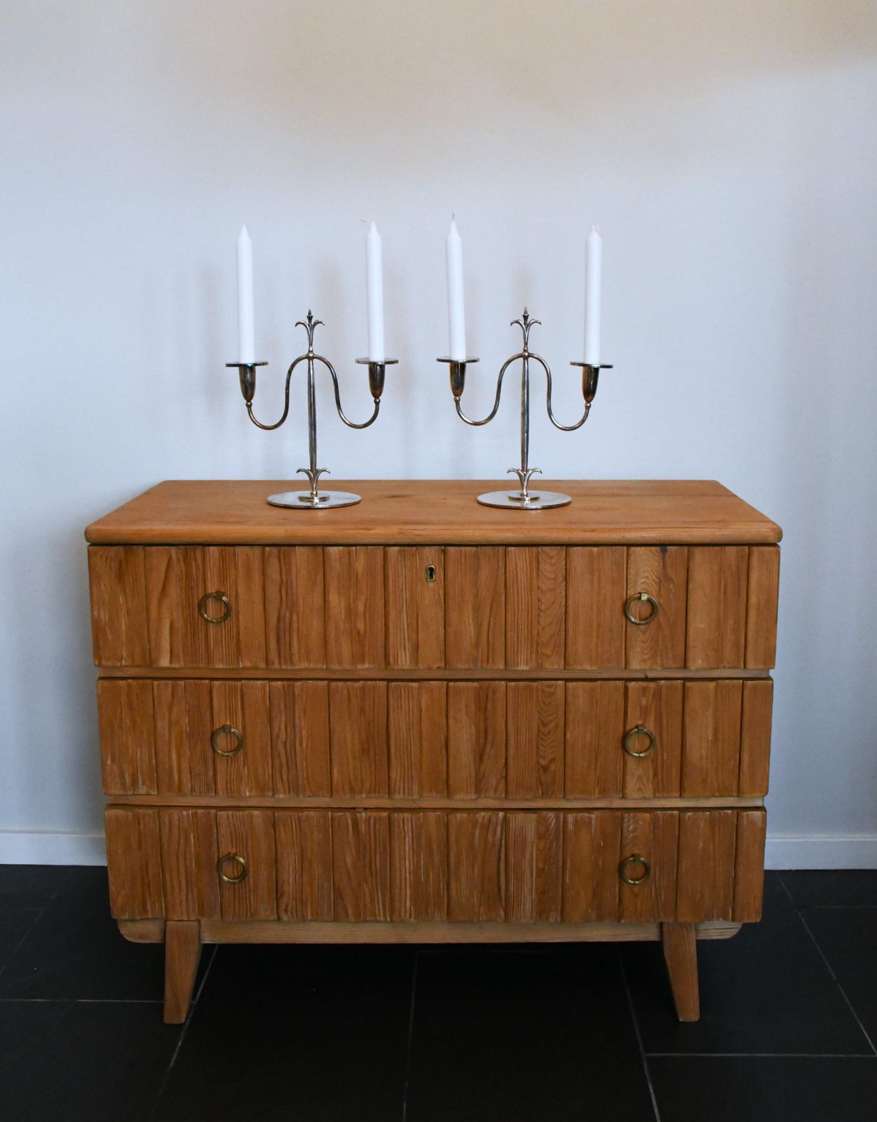 Swedish Grace Silver Plated Candelabras By Elis Bergh For C. G. Hallberg, Stockholm, 1920s, Set Of 2 photo Home Decor