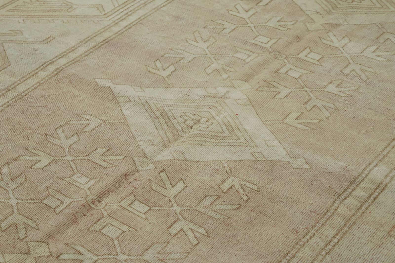 Handmade Beige Vintage Large Area Rug 263 Cm X 372 Cm photo 2360.0