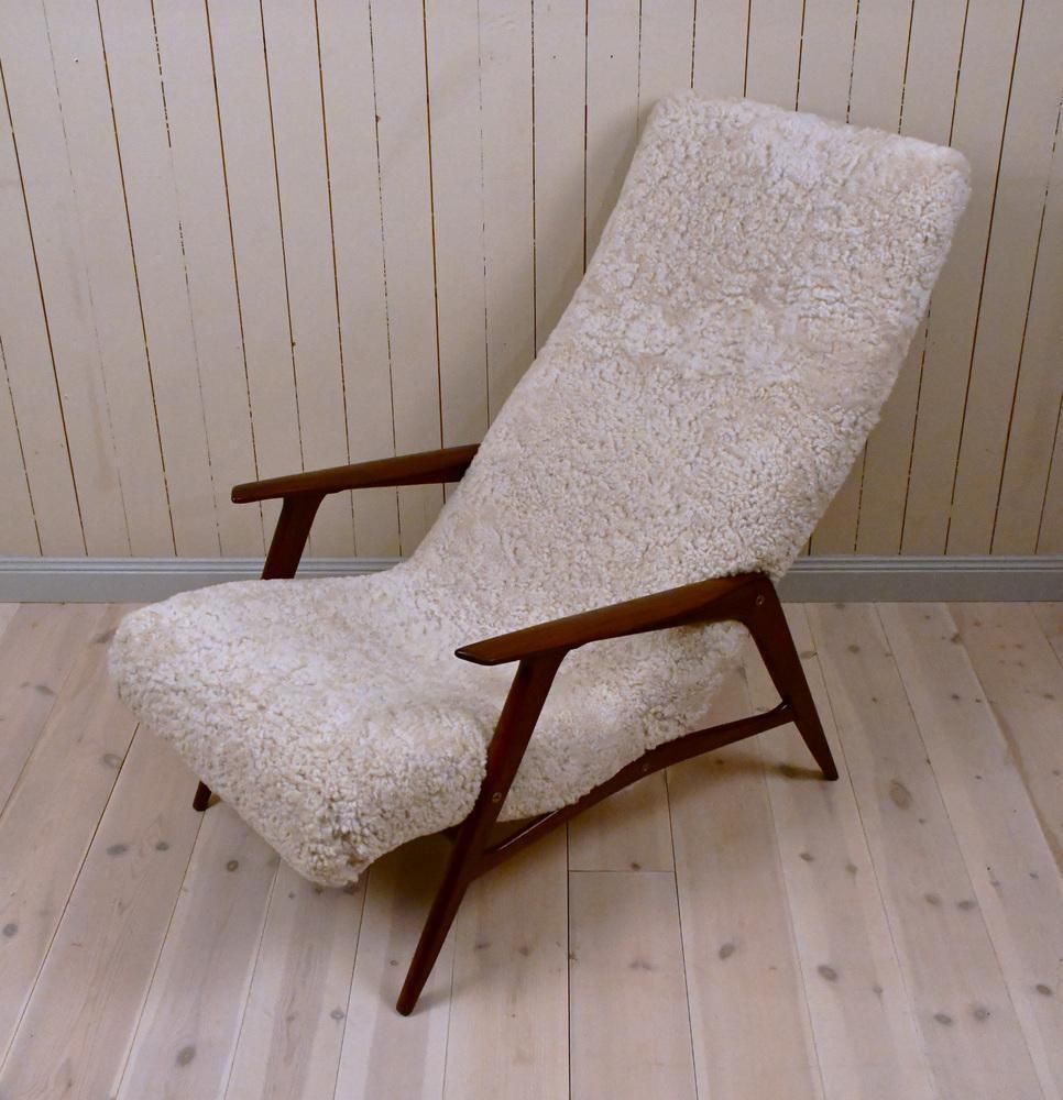 Set Of Swedish Siesta Lounge Chair With Footrest In Teak And Sheepskin From Jio Möbler, 1950s photo vinterior