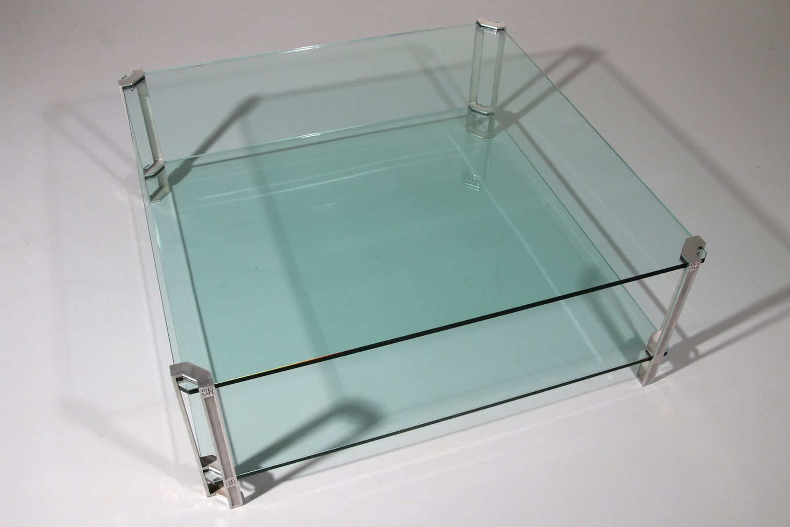 photo furniture Large Coffee Table By Peter Ghyczy, Model T24 (120x120x45)