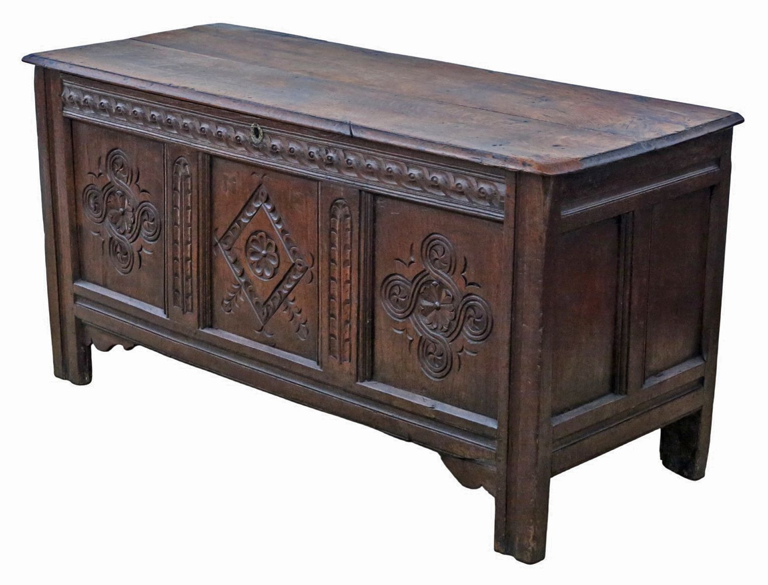 18th Century Large Carved Oak Coffer With Candle Box – Quality Marriage Chest photo 1495.0