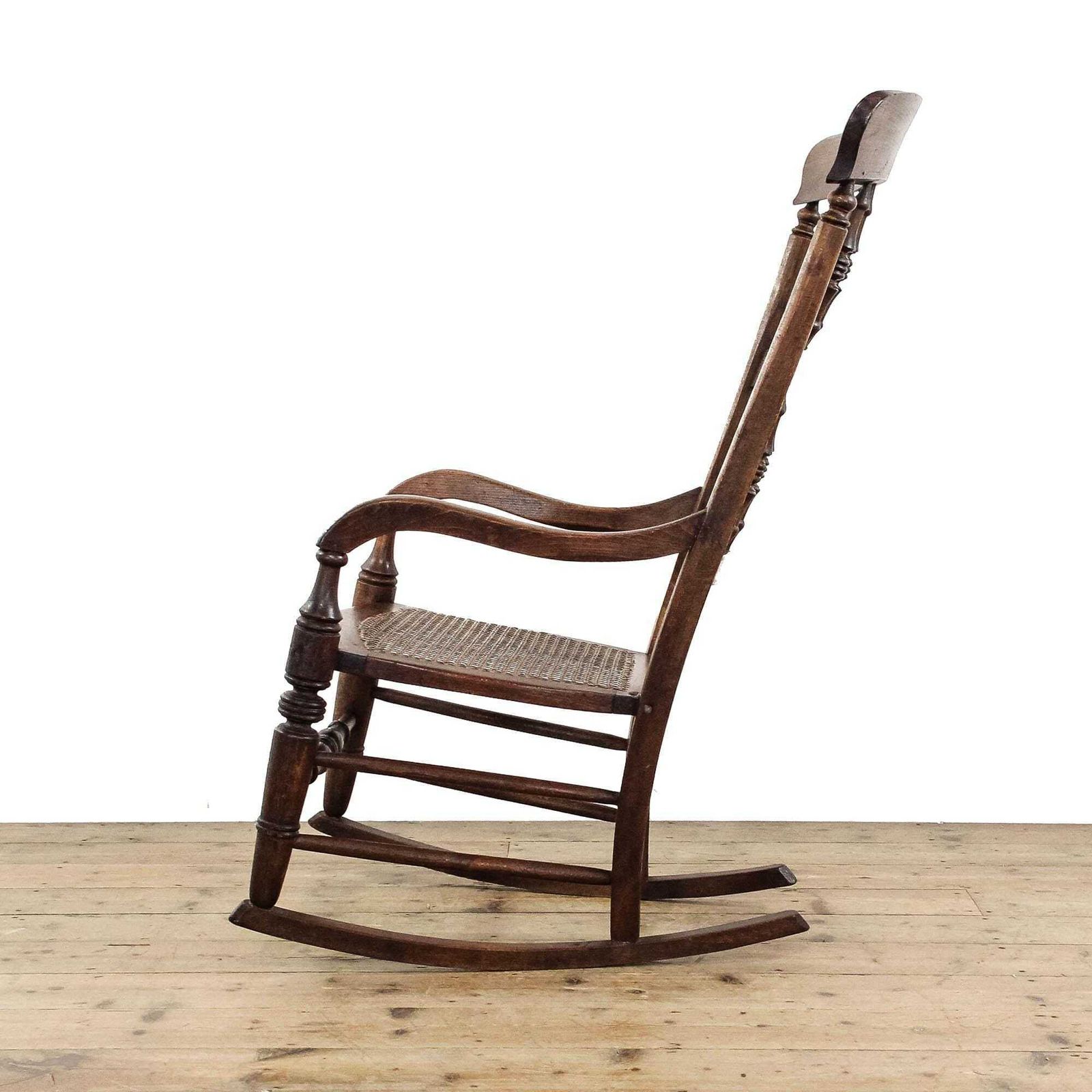 Antique Windsor Spindle Back Rocking Chair | Antique Rocking Chair | Antique Furniture | Antique Chair | Armchair (M 6390) photo 395.0