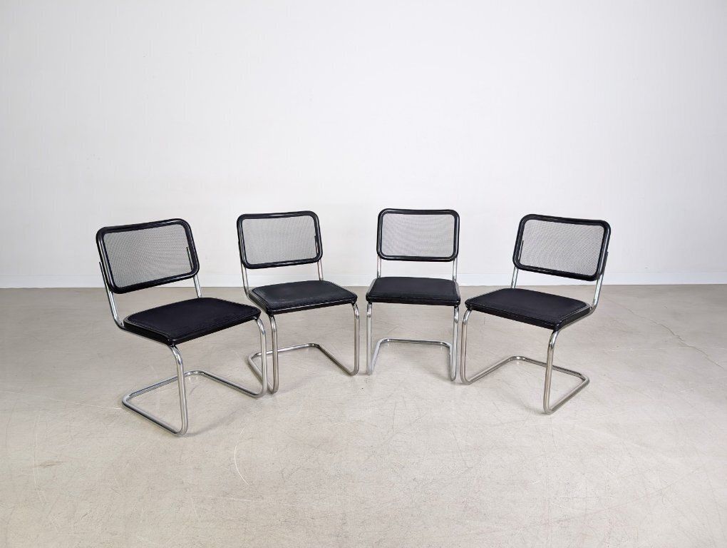 Original Set Of 4 Thonet Chairs S32n Mesh Design Cantilever photo furniture