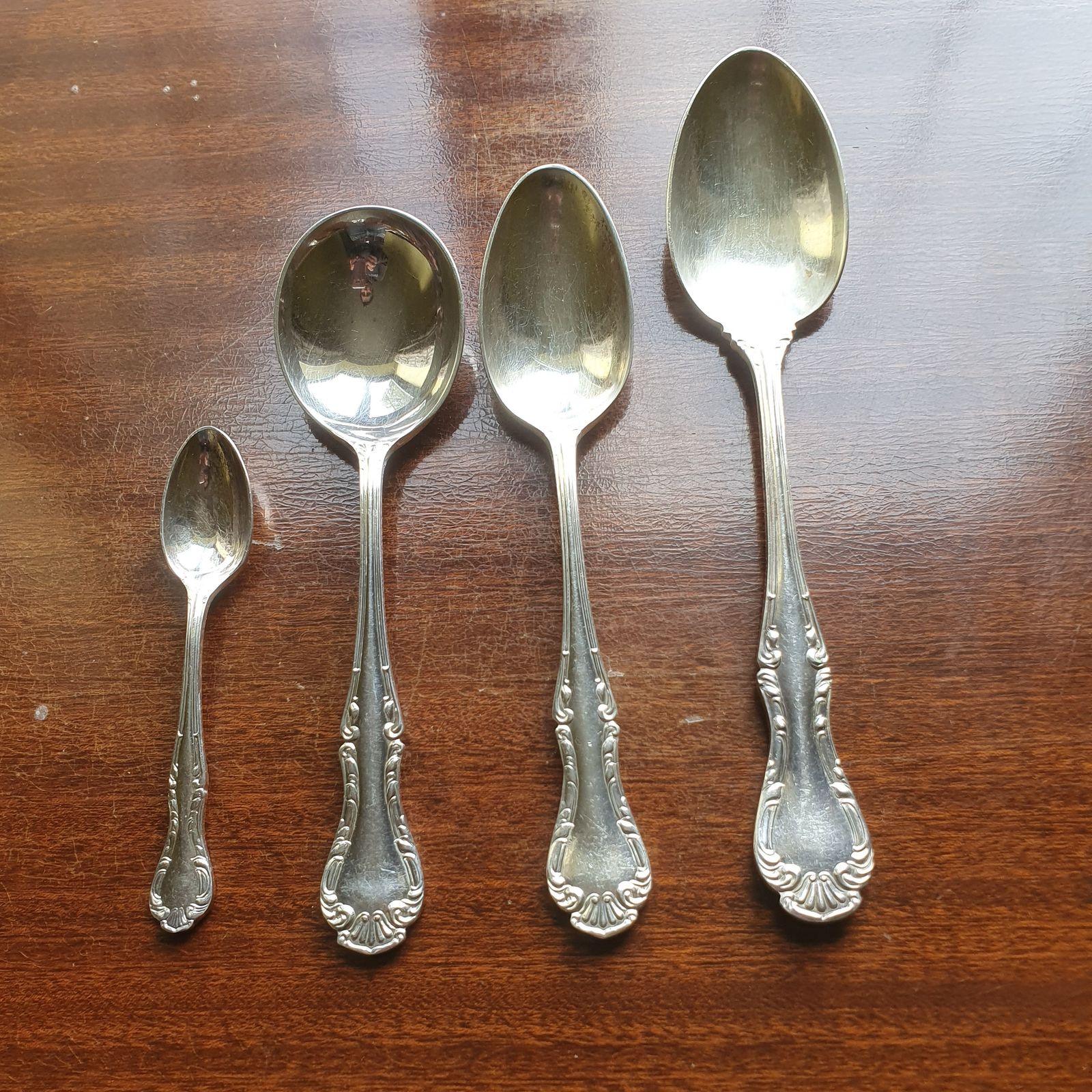 Canteen Of Silver Flatware, Sheffield 1968 photo for sale
