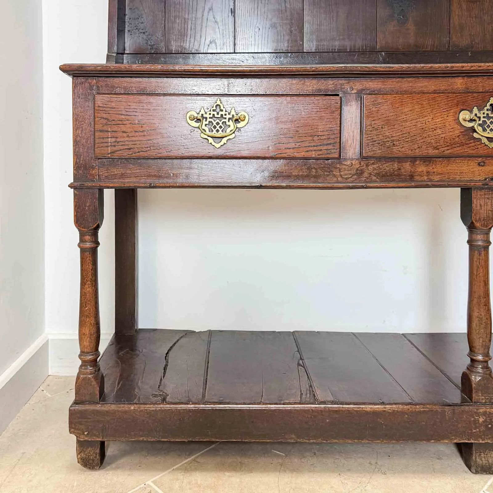 Georgian Oak Welsh Dresser, 18th Century And Earlier photo Furniture
