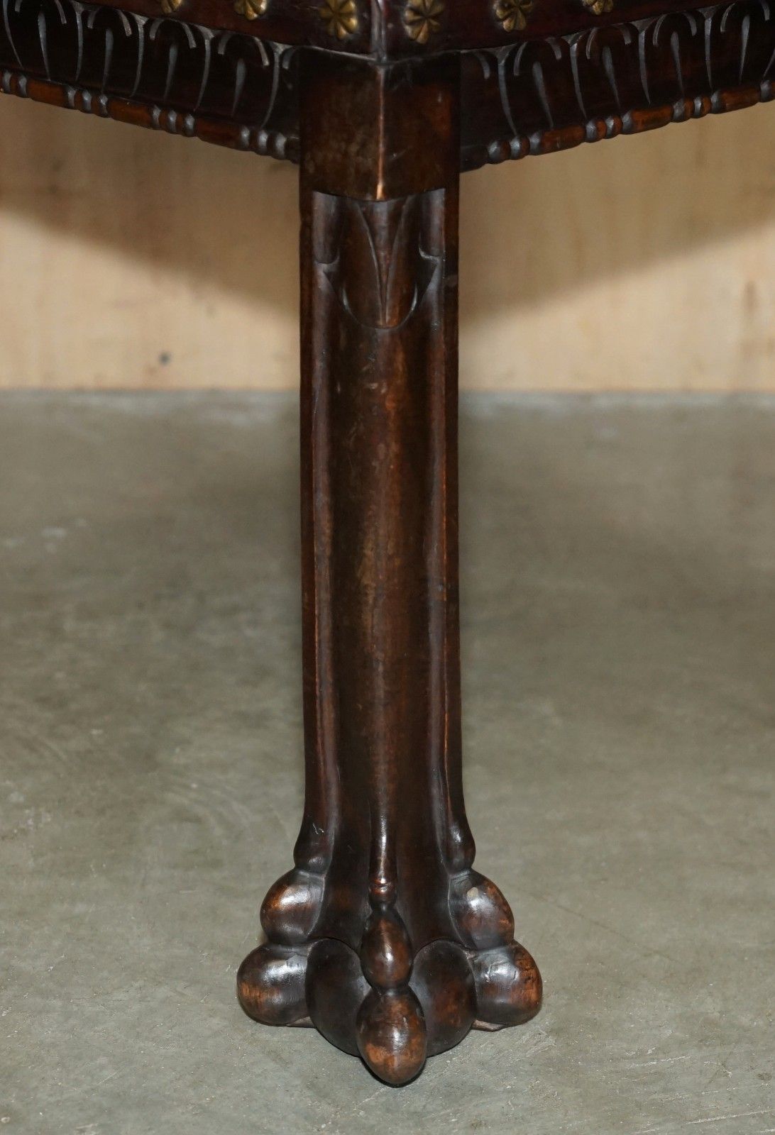 photo vintage Five 19th Century Carved Continental Baroque Double Eagle Coat Of Arms Chairs