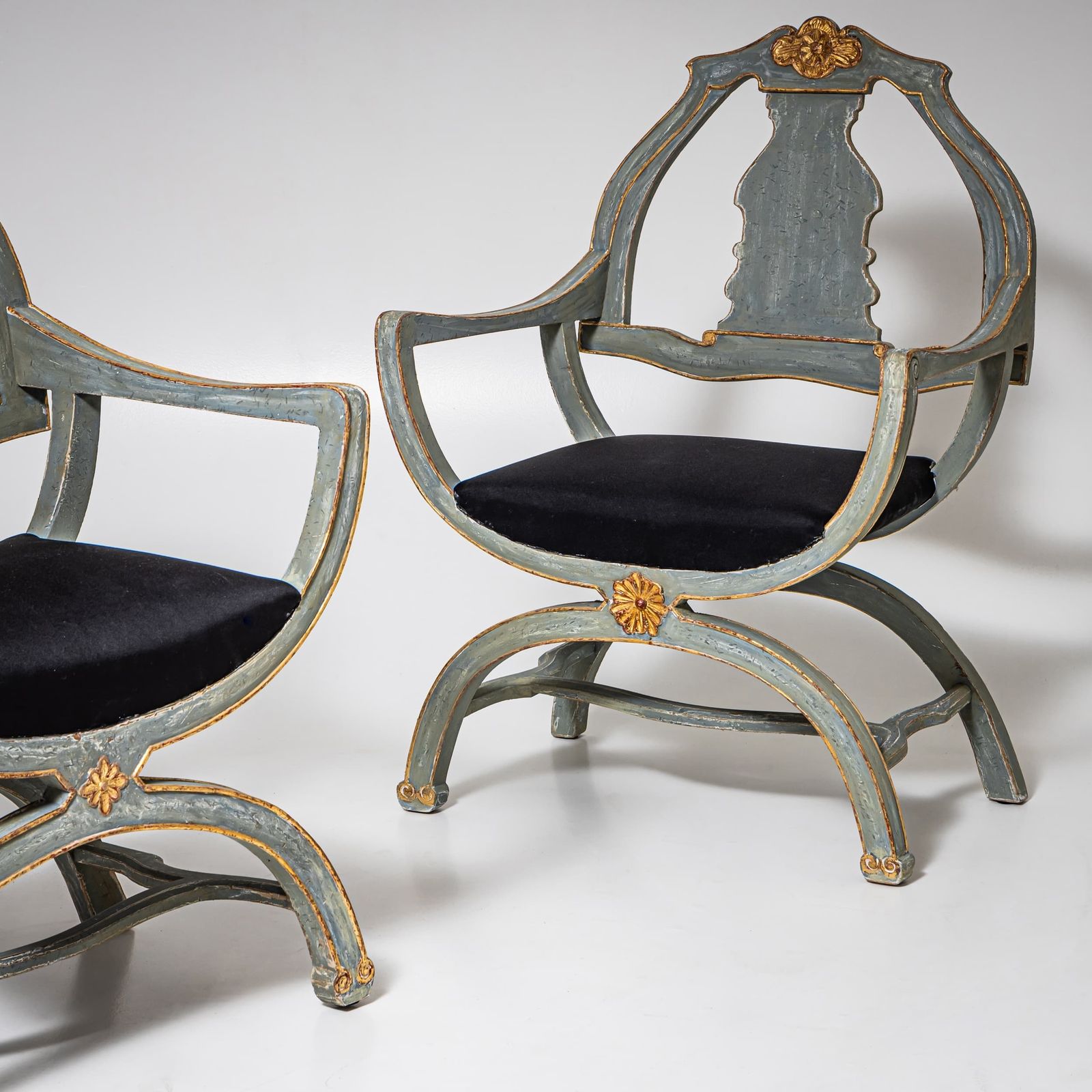 Pair Of Armchairs, Saxony, 18th Century photo vinterior