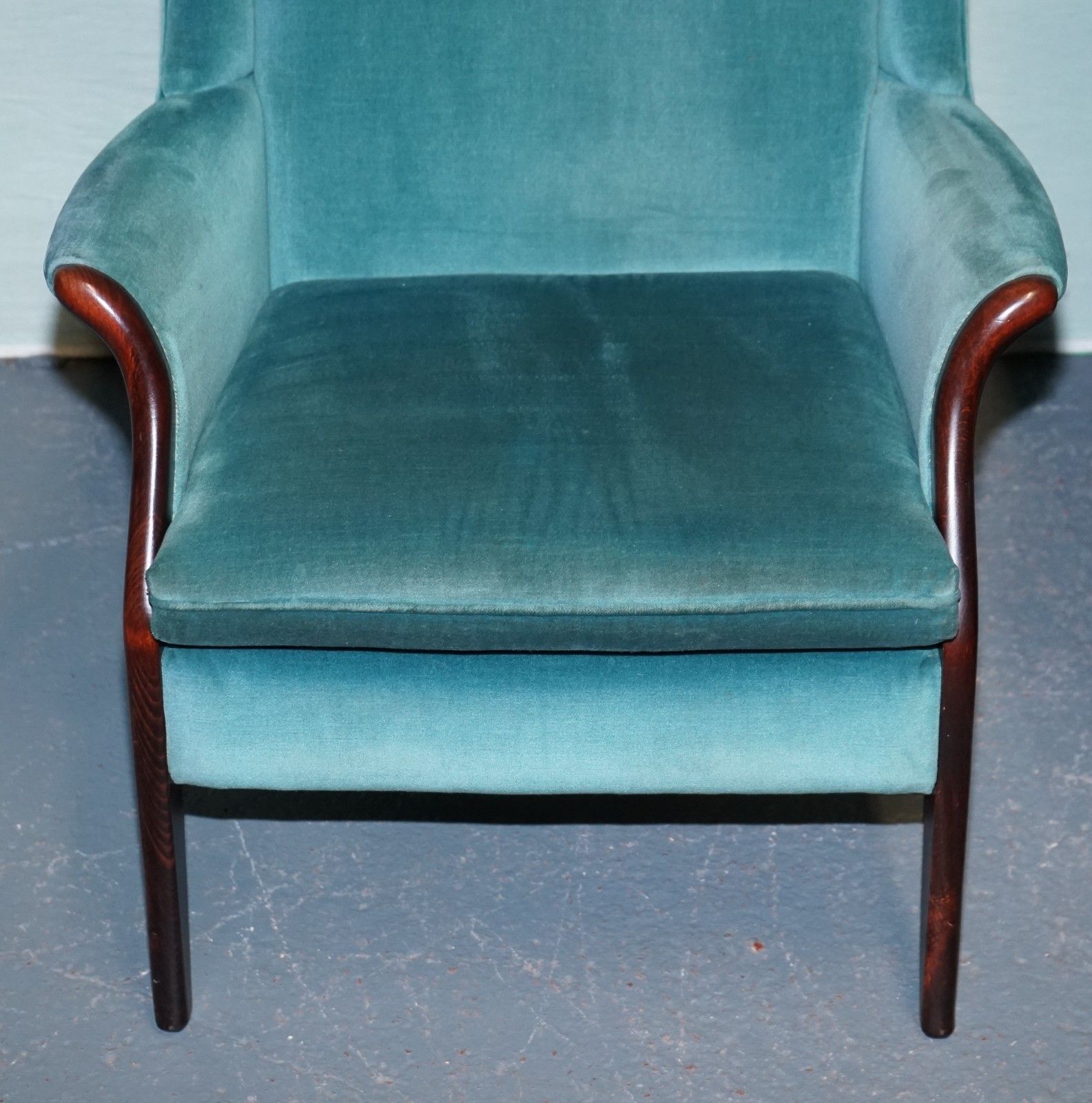 Mid Century Vintage Pair Of Parer Knoll Froxfield Blue Fabric Wingback Armchairs photo vinterior