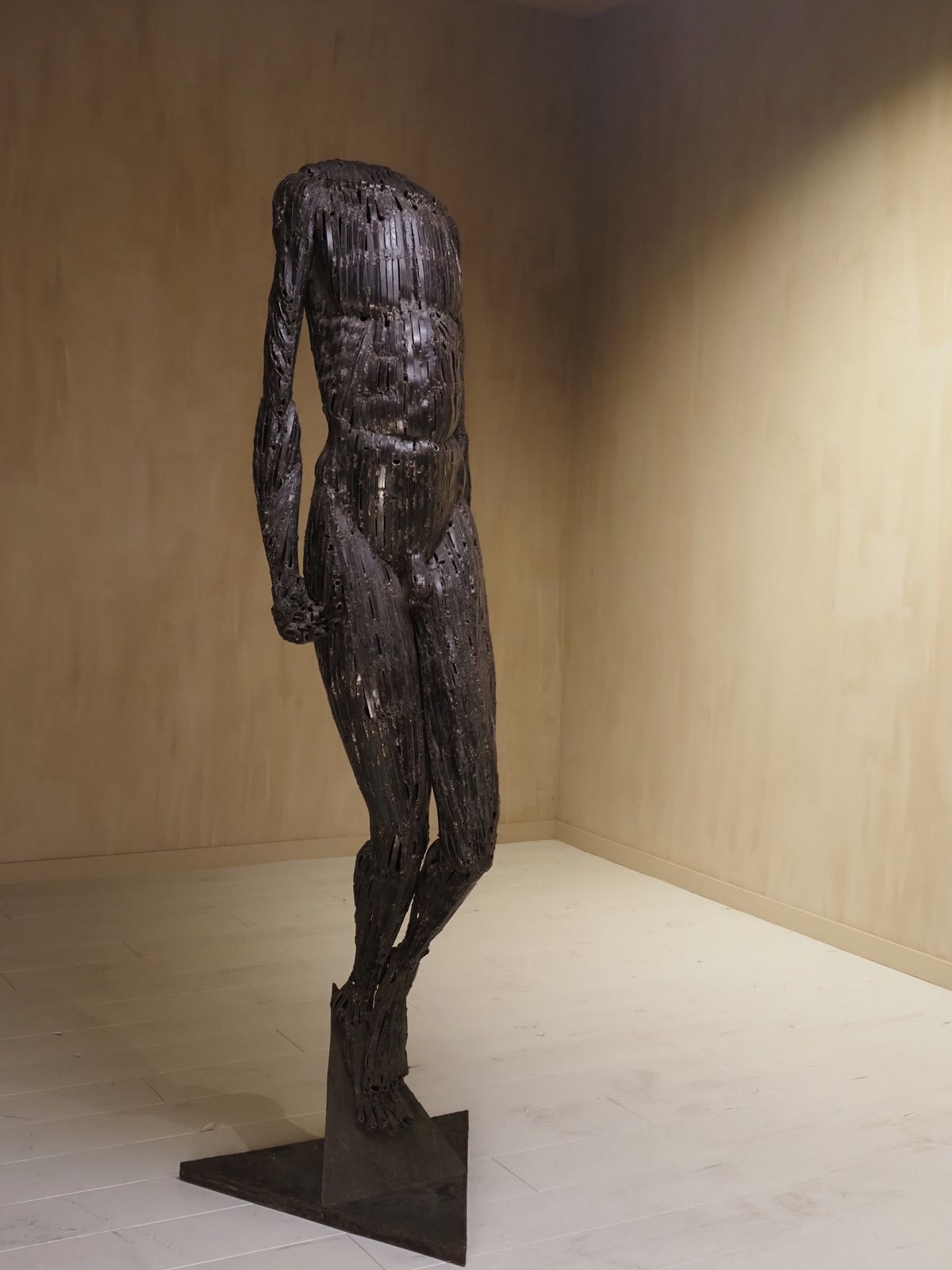 7238.0 Sculpture Of A Male Nude, 1980s photo