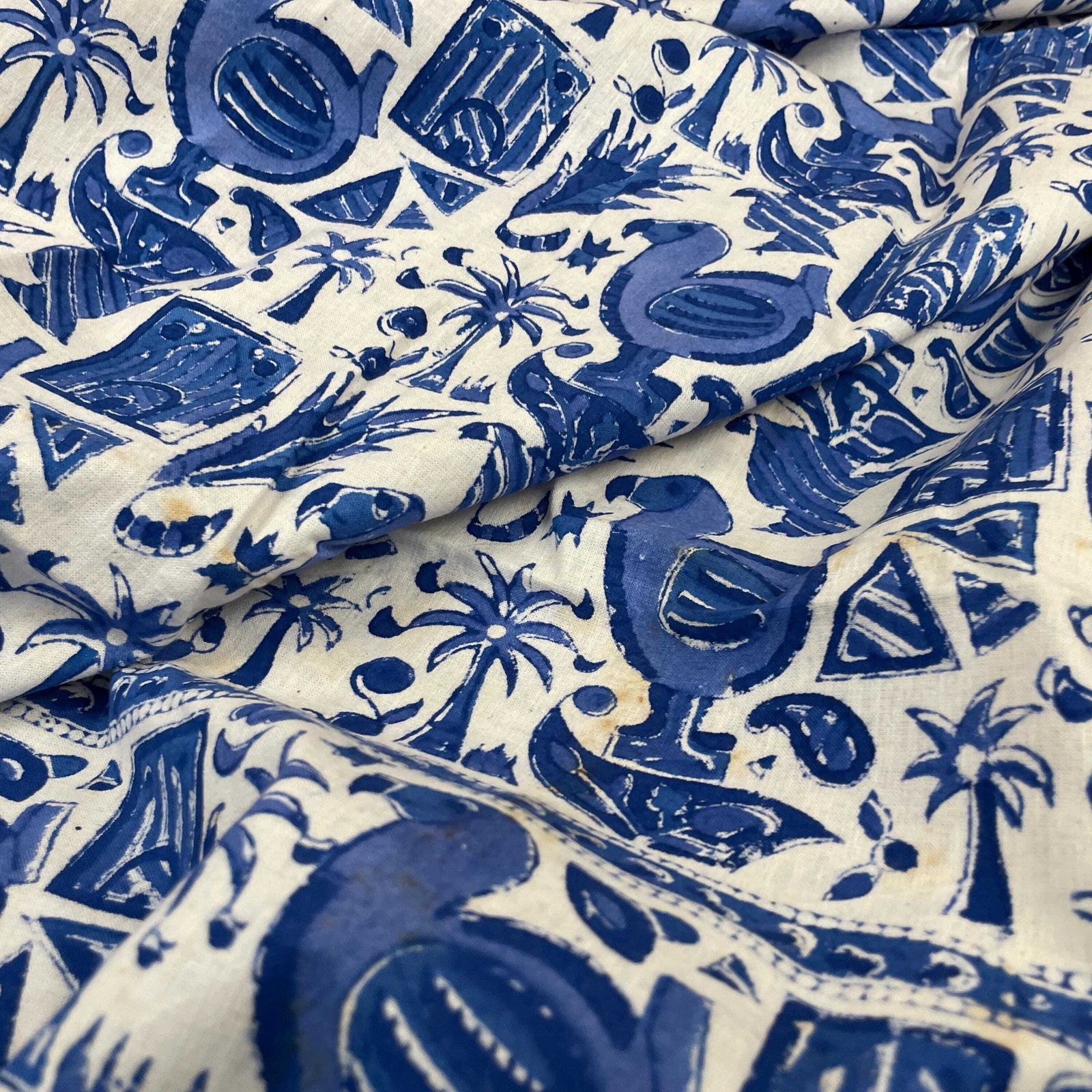 Hand Printed Indian Fabric 296x147cm Dodo Bird Pattern Block Blue White Tapestry Cotton Handmade Craft Dress Making Traditional Cloth India photo vintage