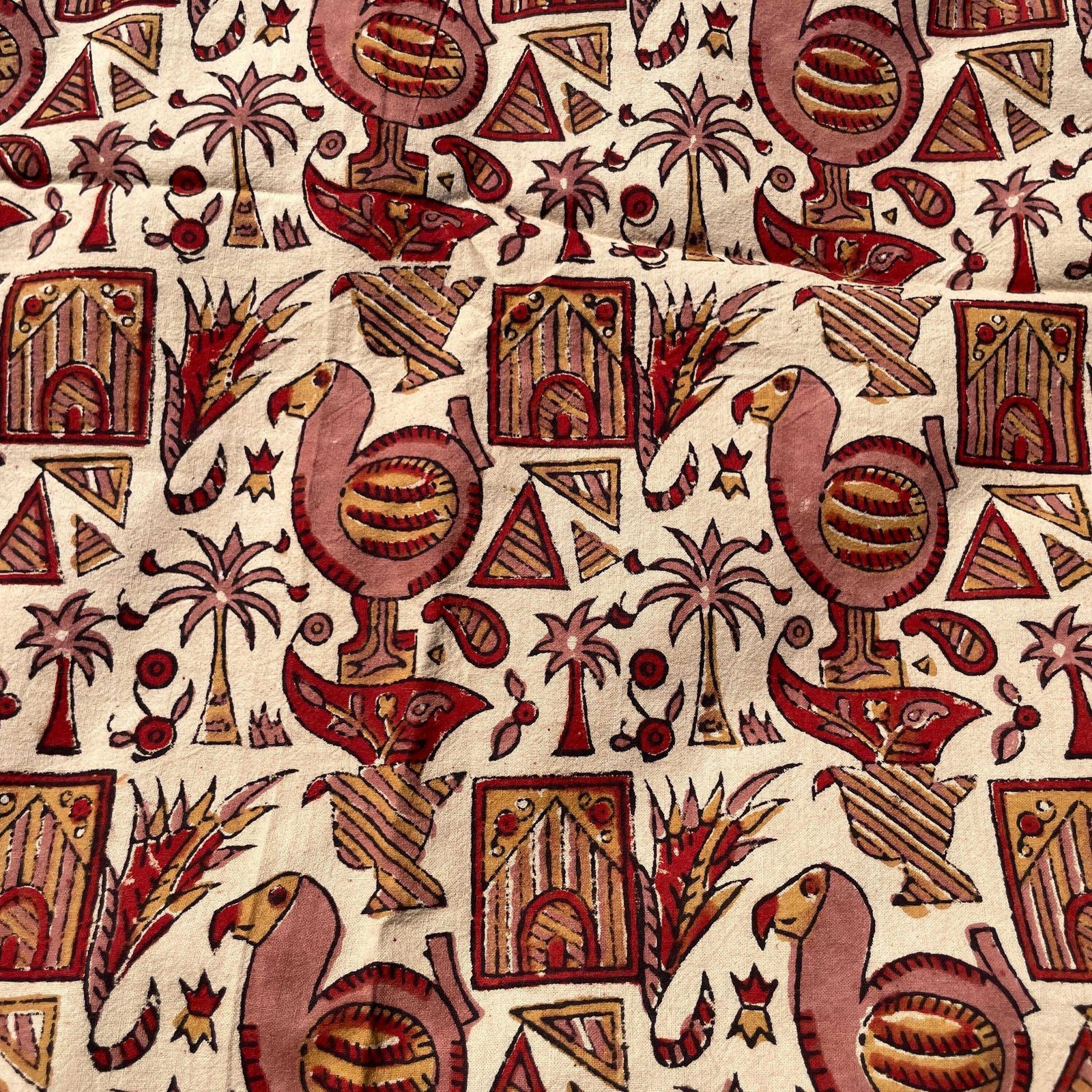 photo vinterior Hand Printed Indian Fabric 168x165cm Dodo Bird Pattern Block Pink Red Tapestry Cotton Handmade Craft Round Making Traditional Cloth India