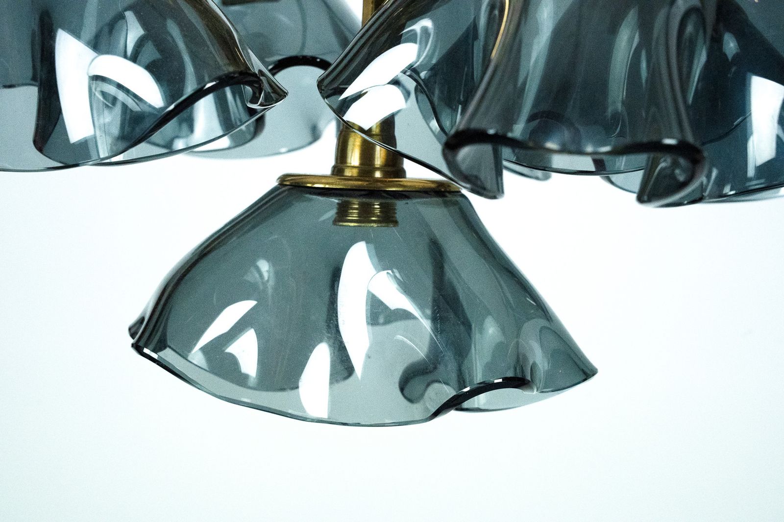 Italian Five Arm Chandelier In Smoked Vistosi Glass And Brass, 1970s photo 2080.0