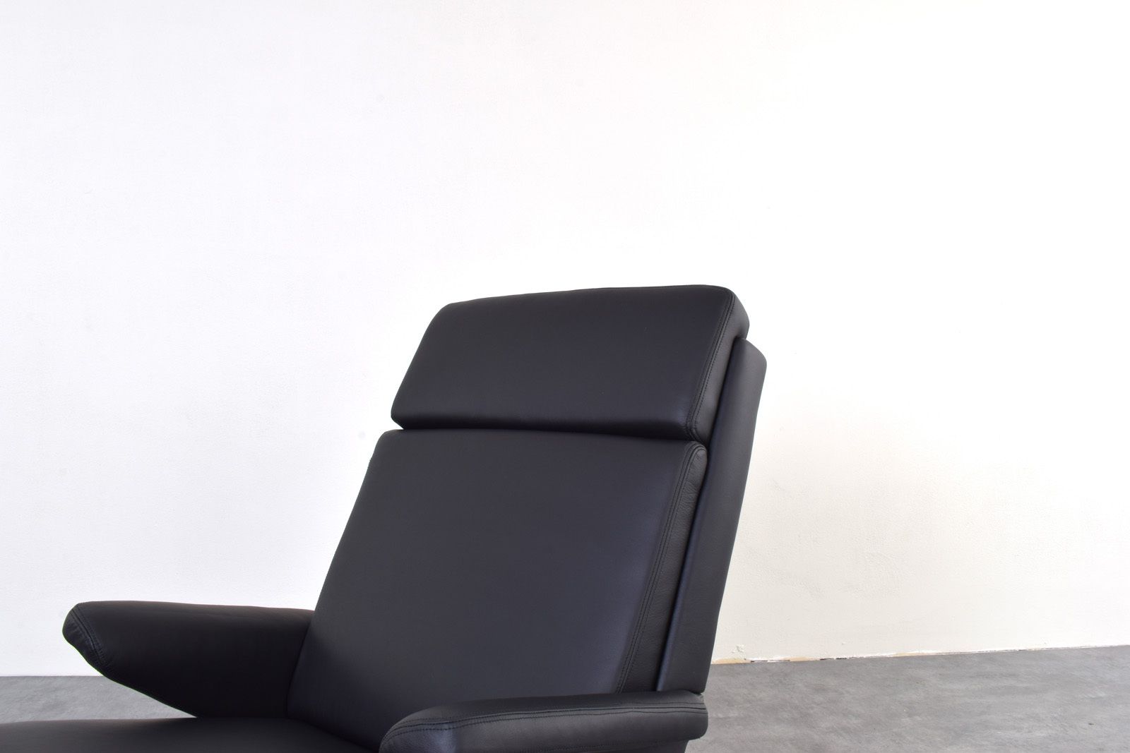 Swing Lounge Chair By Reinhold Adolf & Friedrich Wilhelm Möller For Cor, 1970s photo buy