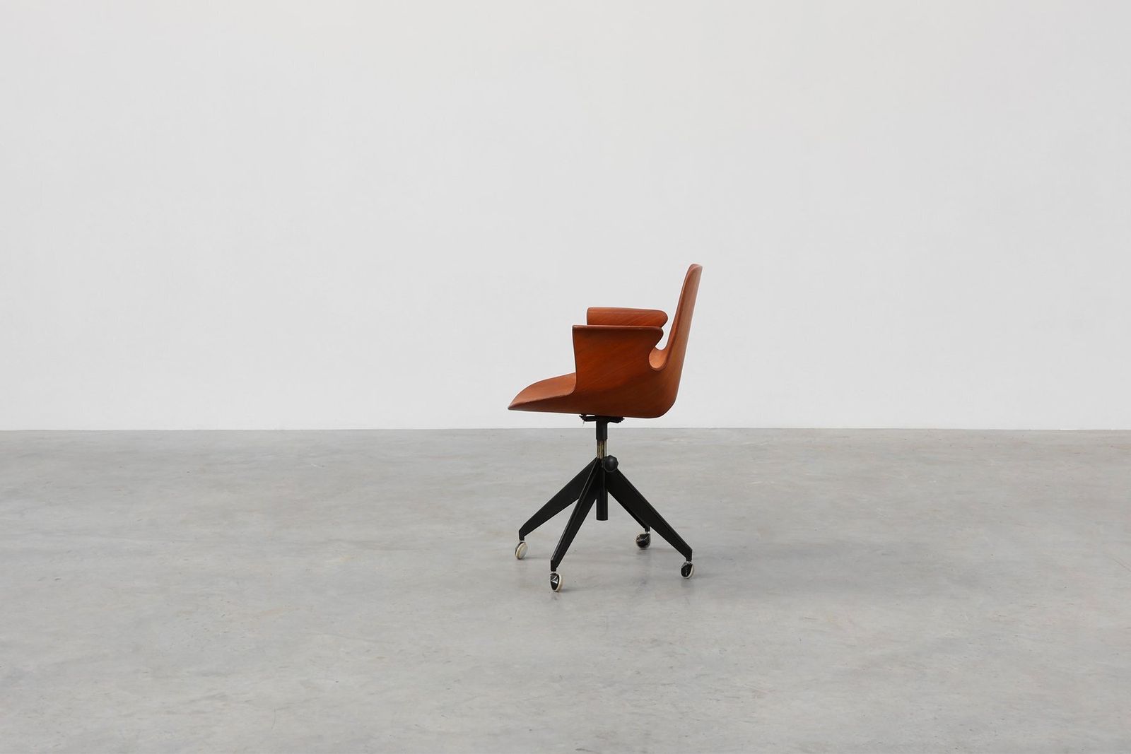 Medea Office Chair By Vittorio Nobili For Fratelli Tagliabue, 1950s photo vinterior