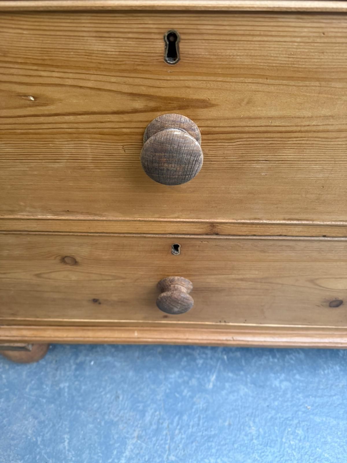A Superb Pine Victorian Waxed 2 Piece Linen Press / Kitchen Cupboard photo vinterior