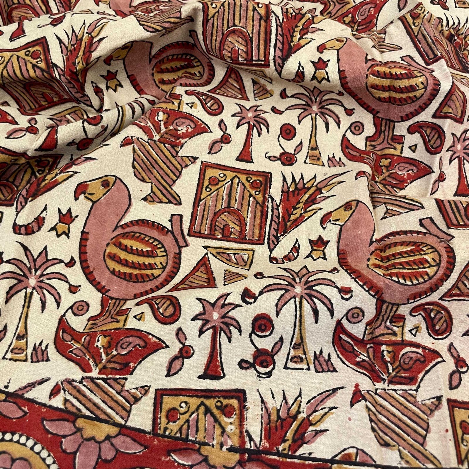 Hand Printed Indian Fabric 167x163cm Dodo Bird Pattern Block Pink Red Tapestry Cotton Handmade Craft Round Making Traditional Cloth India photo 50.0