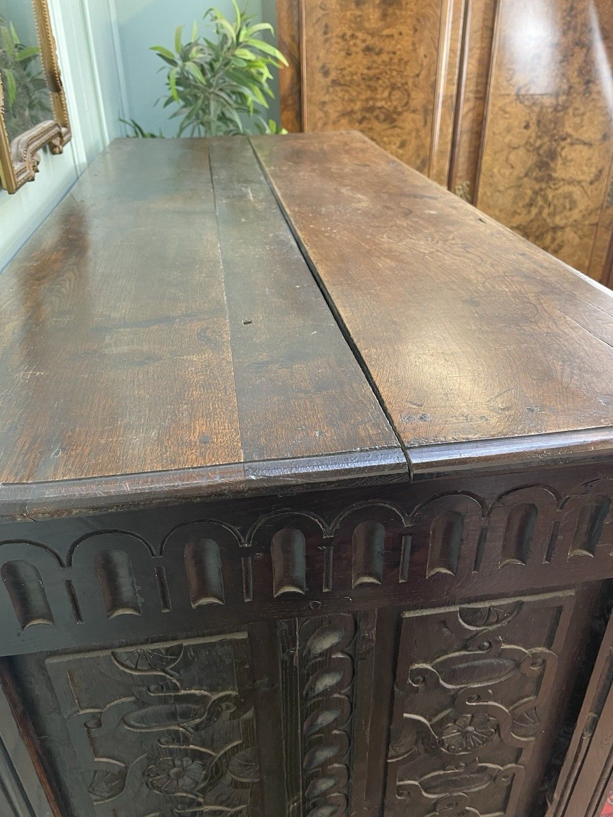 1850.0 Stunning Antique 17th Century Highly Carved Oak Livery Cupboard, Buffet photo