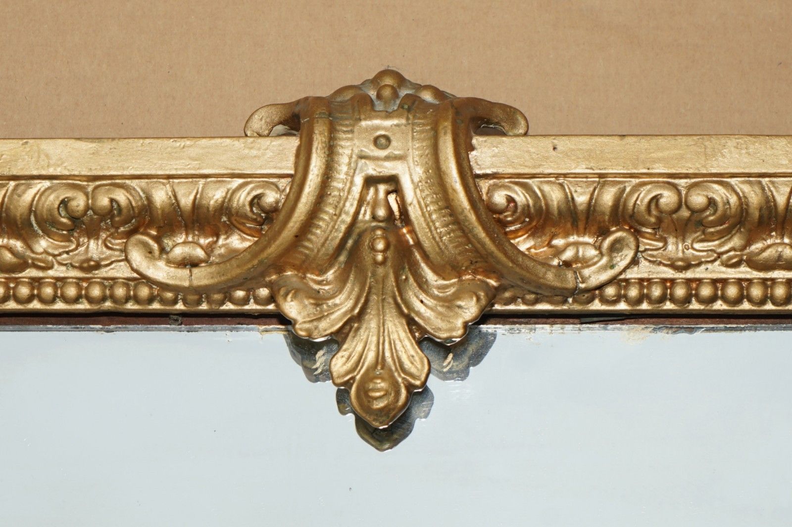 photo furniture Exquisite Antique 19th Century Neoclassical Design Gold Gilt Overmantle Mirror