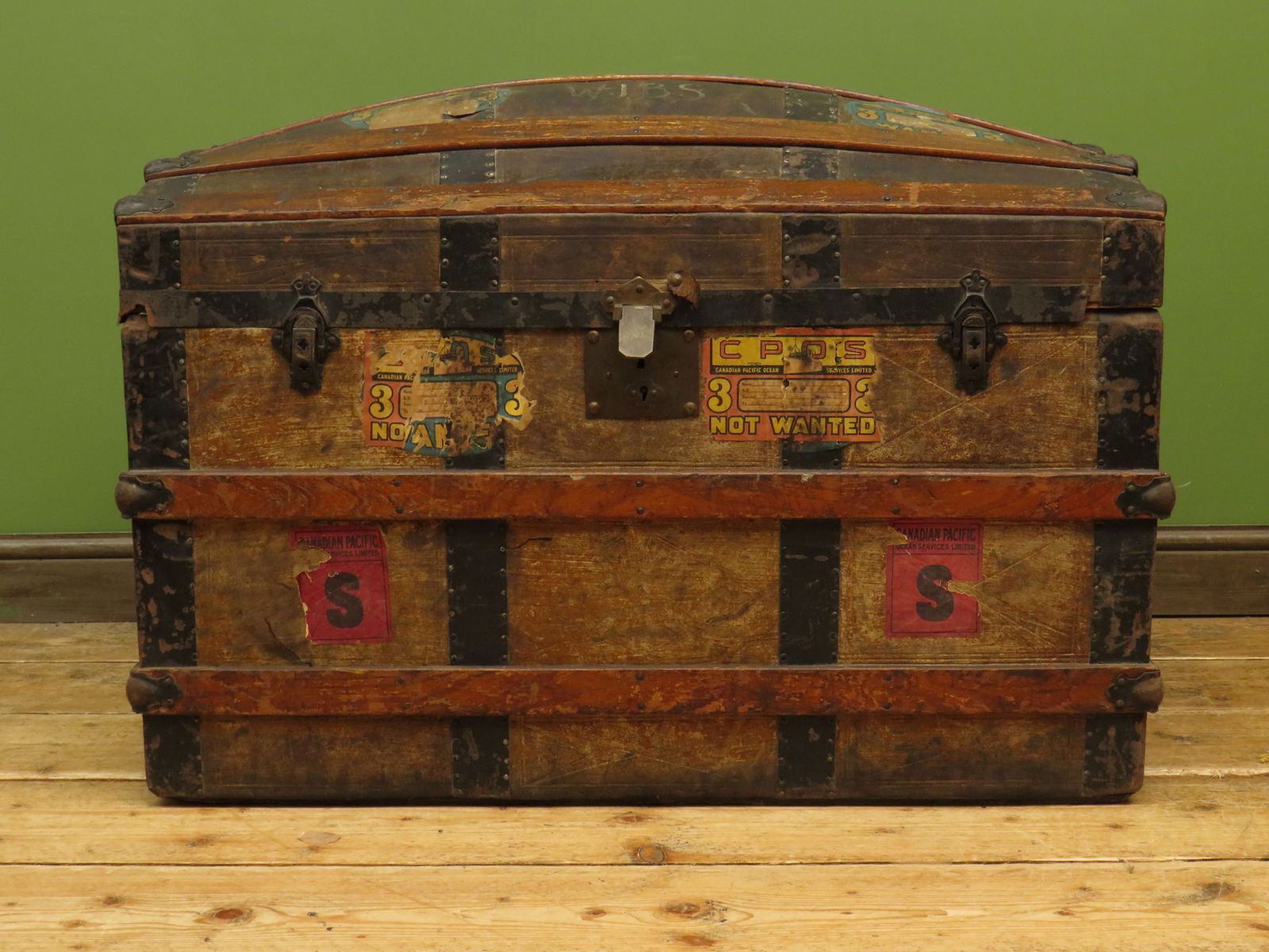 Furniture Large Antique Dome Top Travelling Trunk With Old Canadian Luggage Labels photo