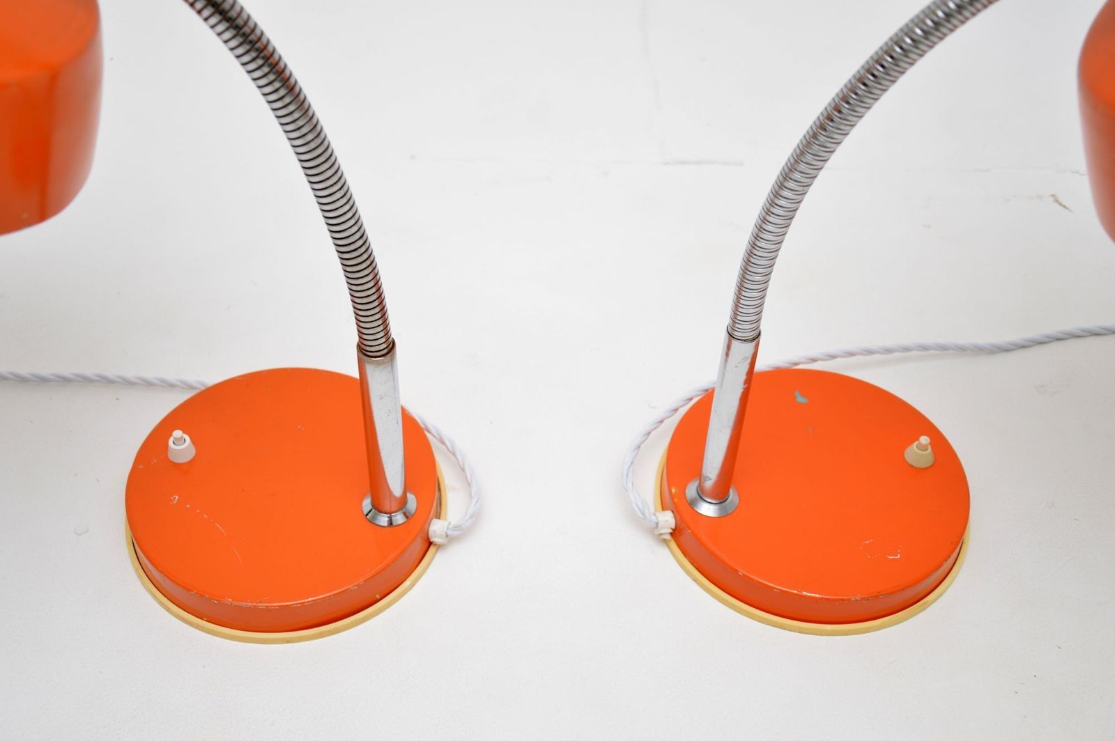 Pair Of Vintage Desk / Table Lamps photo vinterior