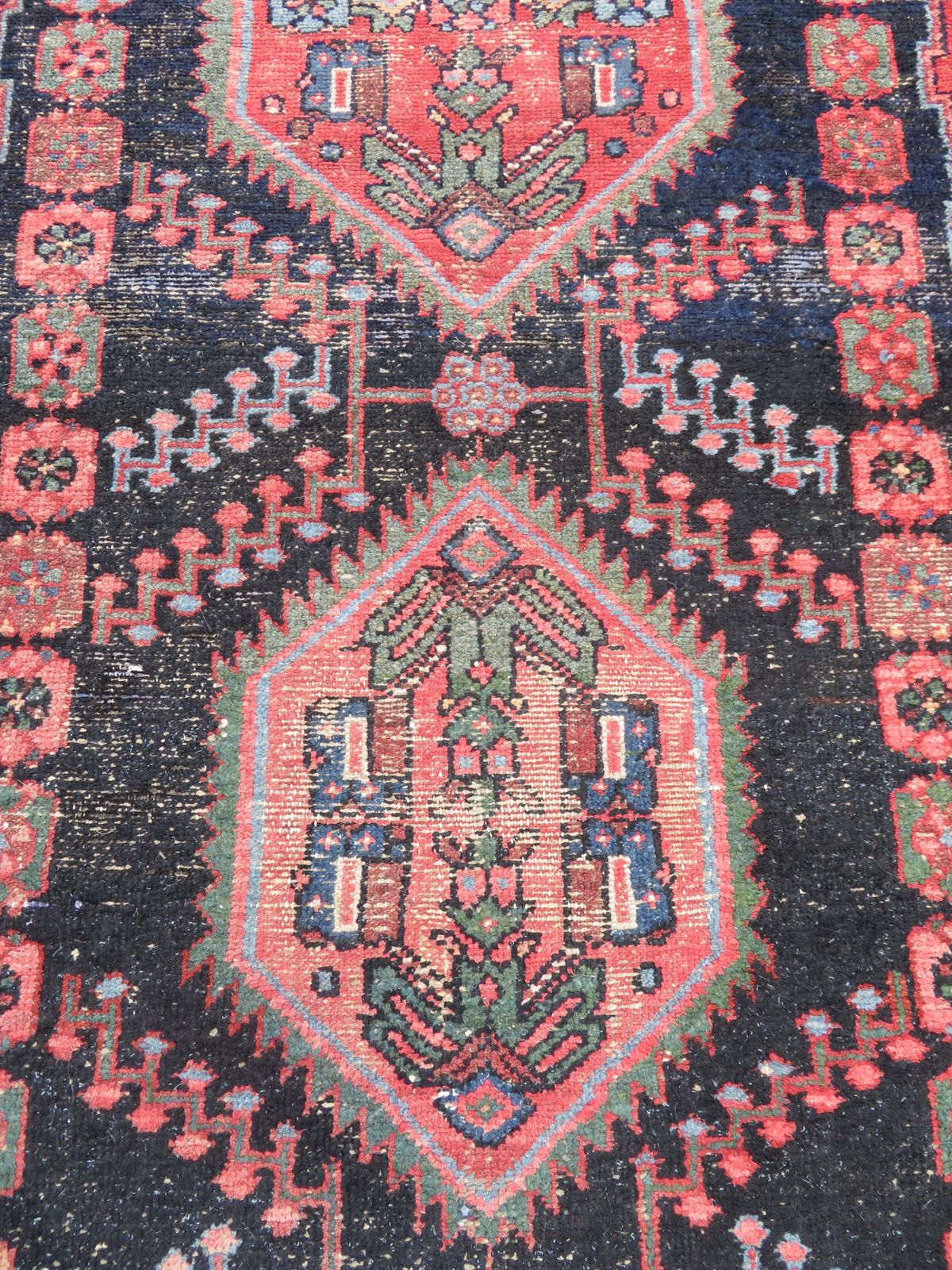 Hamadan Kurdistan Long Rug Runner. 293cm X 107cm. photo 409.0