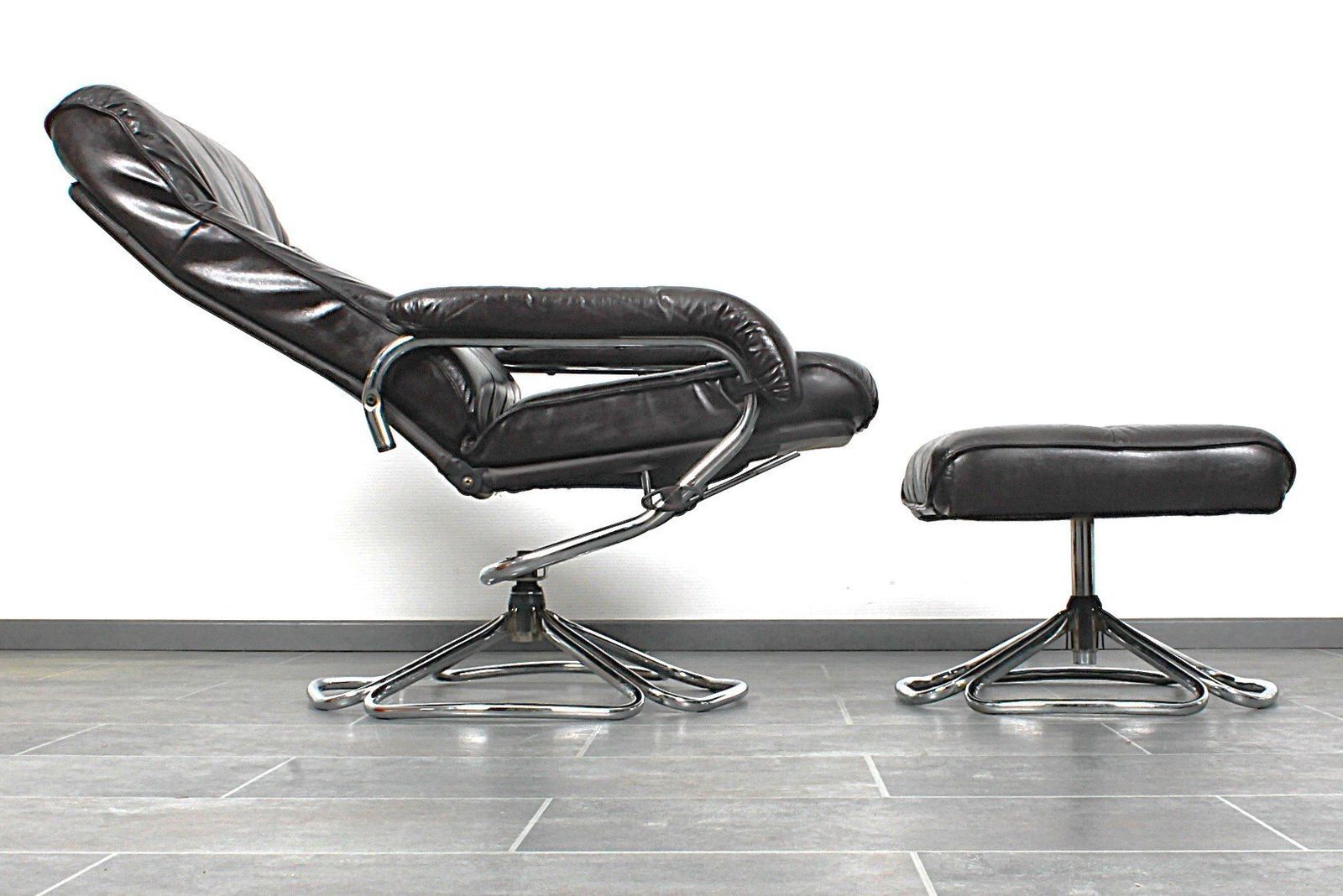 Set Of Lounge Chair And Ottoman In Dark Brown Leather, From Unico 1970s, Set Of 2 photo buy
