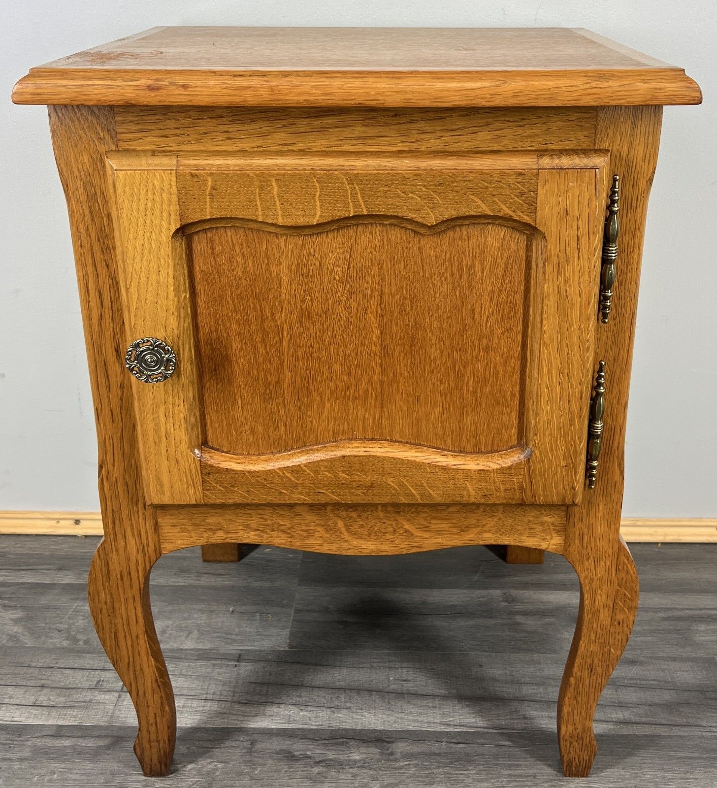 Bedside Table Vintage French Louis XVI Style Nightstand Cabinet Lot 4314 photo furniture
