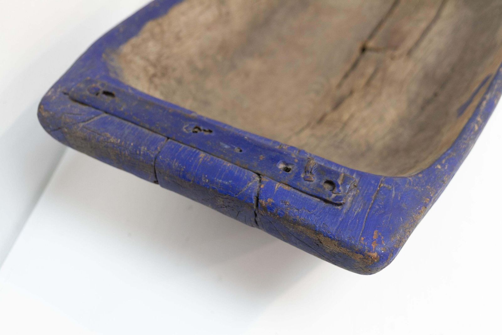 photo vintage Large Blue Antique Swedish Folk Art Wooden Trough, Late 1800s.