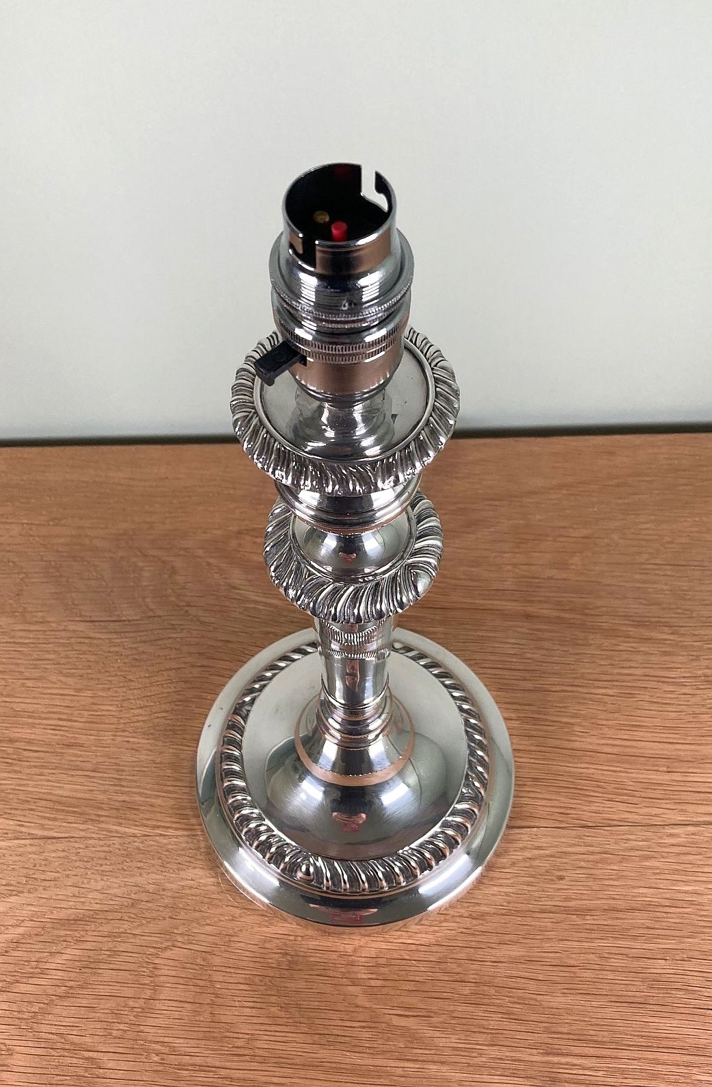 Antique Georgian Style Silver Plated Table Lamp Early 20th Century Rewired photo vinterior